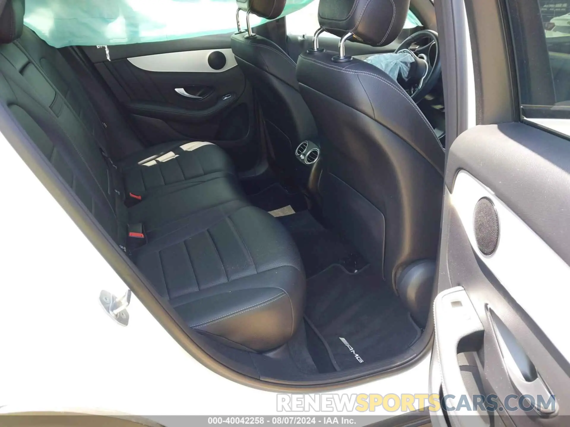 8 fotografías del automóvil dañado W1N0G8EB3LF772183 MERCEDES-BENZ GLC 300 2020