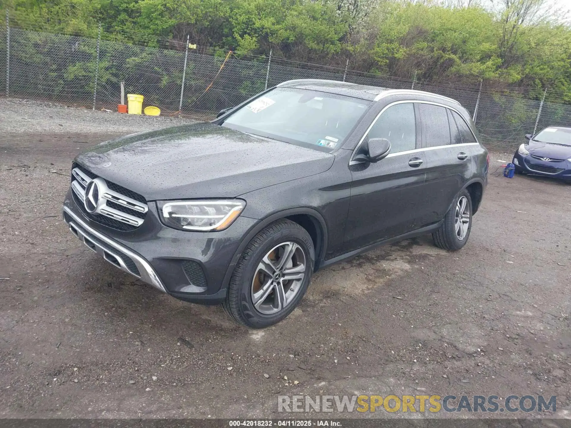 2 fotografías del automóvil dañado W1N0G8EB4LF836652 MERCEDES-BENZ GLC 300 2020