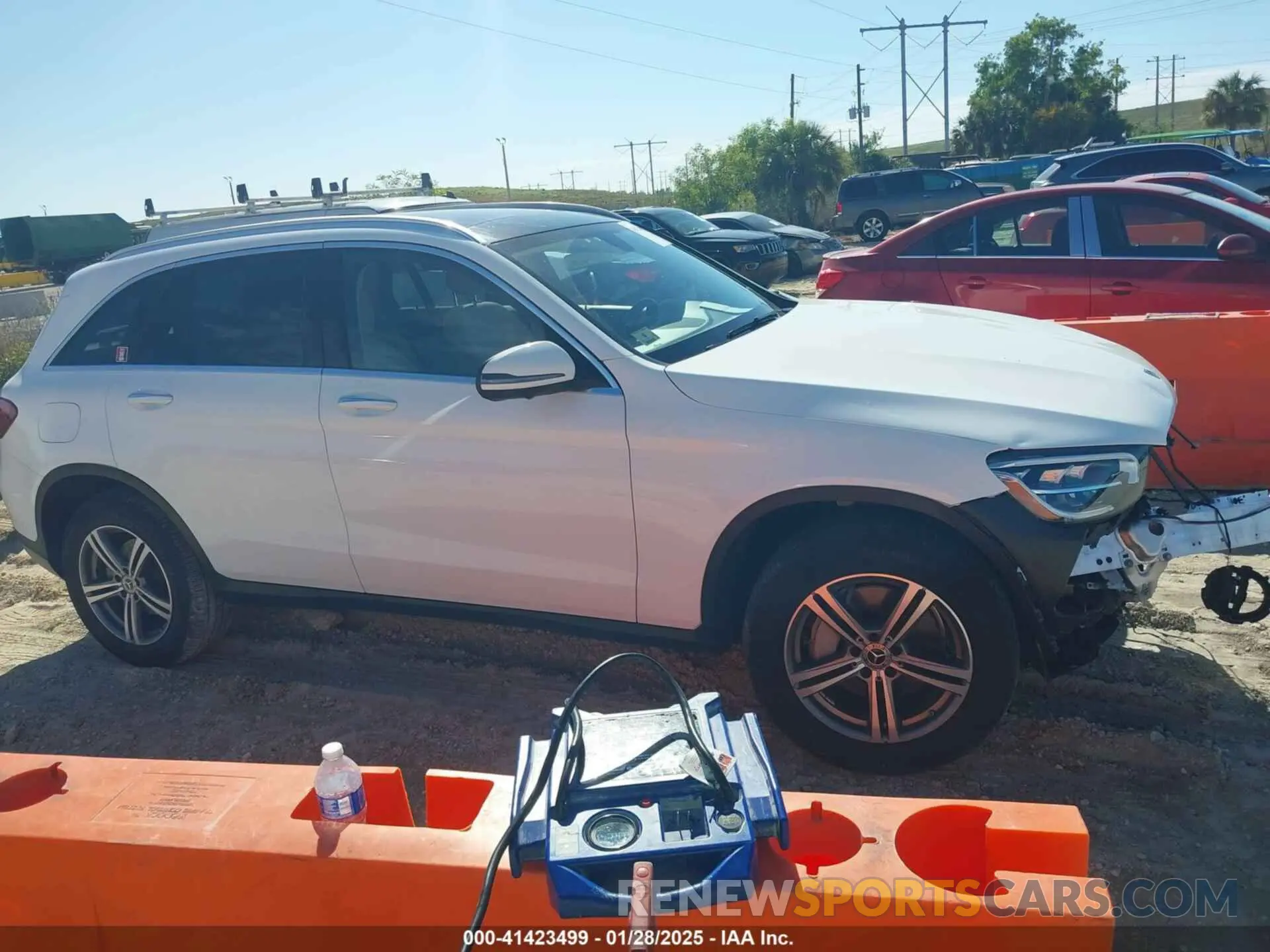 14 fotografías del automóvil dañado W1N0G8EB8LF763740 MERCEDES-BENZ GLC 300 2020