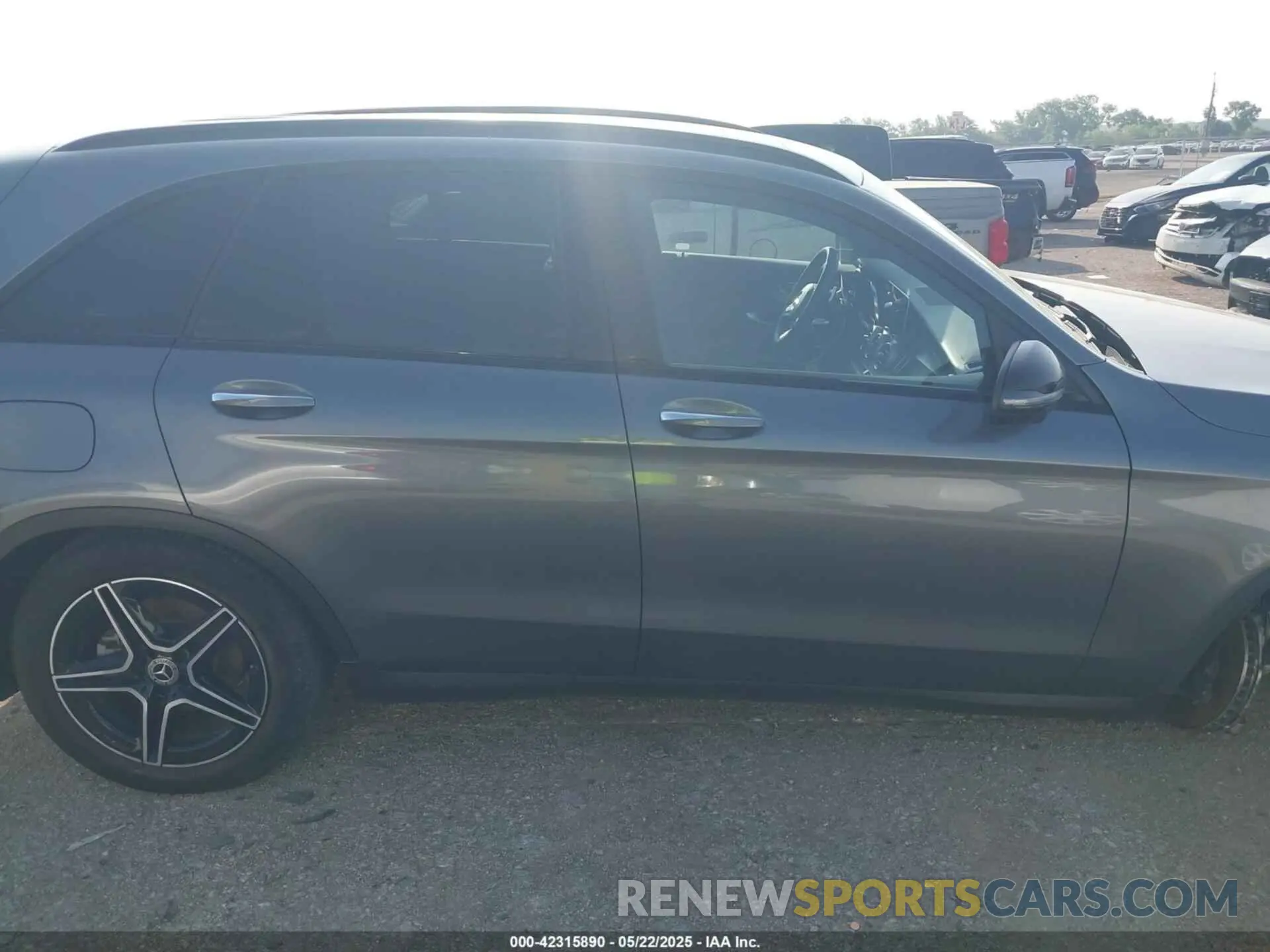 13 fotografías del automóvil dañado W1N0G8EB8LF845533 MERCEDES-BENZ GLC 300 2020