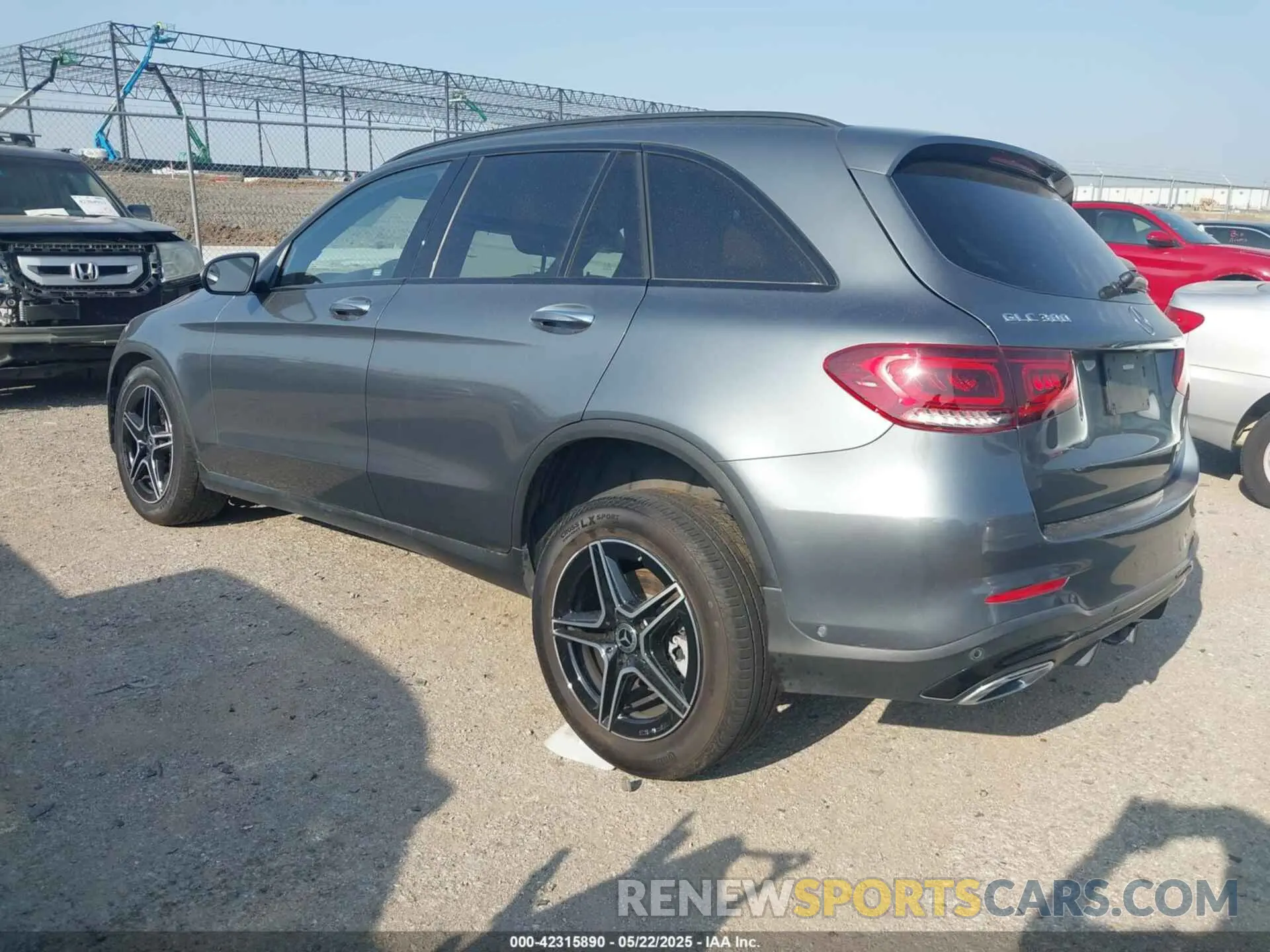 3 fotografías del automóvil dañado W1N0G8EB8LF845533 MERCEDES-BENZ GLC 300 2020