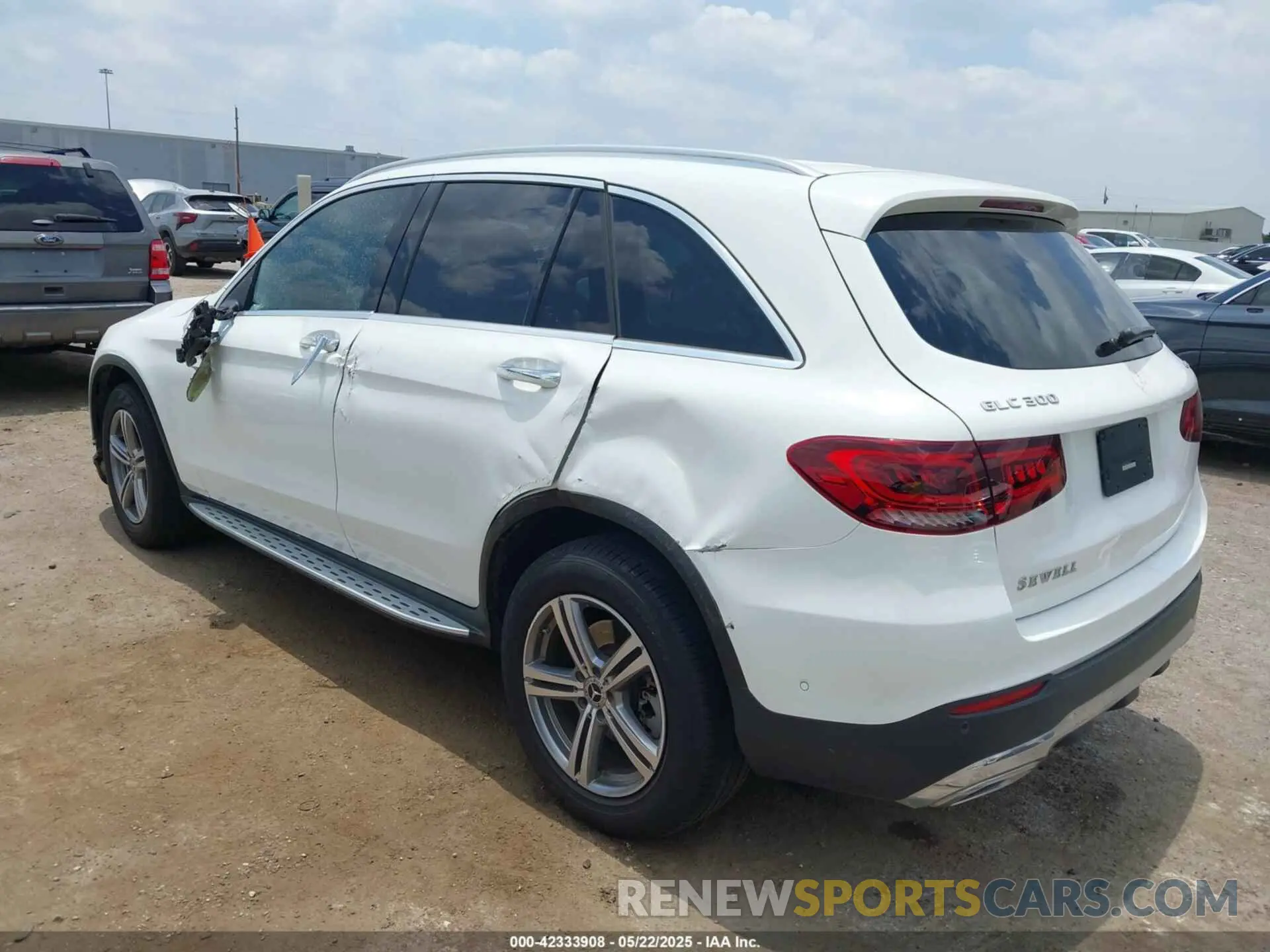 3 fotografías del automóvil dañado W1N0G8EB8LF856144 MERCEDES-BENZ GLC 300 2020