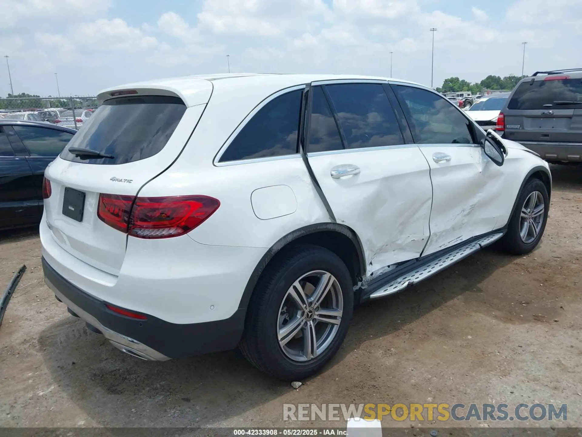 4 fotografías del automóvil dañado W1N0G8EB8LF856144 MERCEDES-BENZ GLC 300 2020