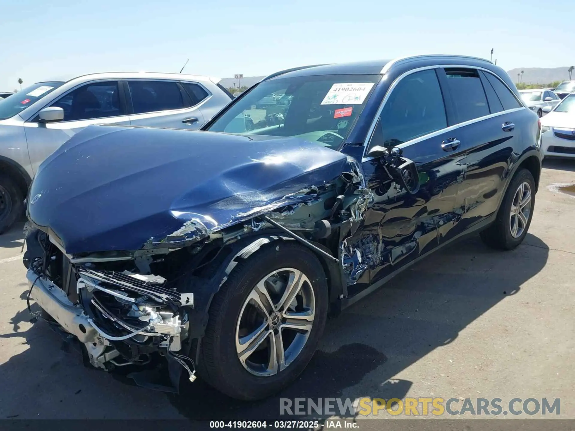 2 fotografías del automóvil dañado W1N0G8EB9LF847906 MERCEDES-BENZ GLC 300 2020