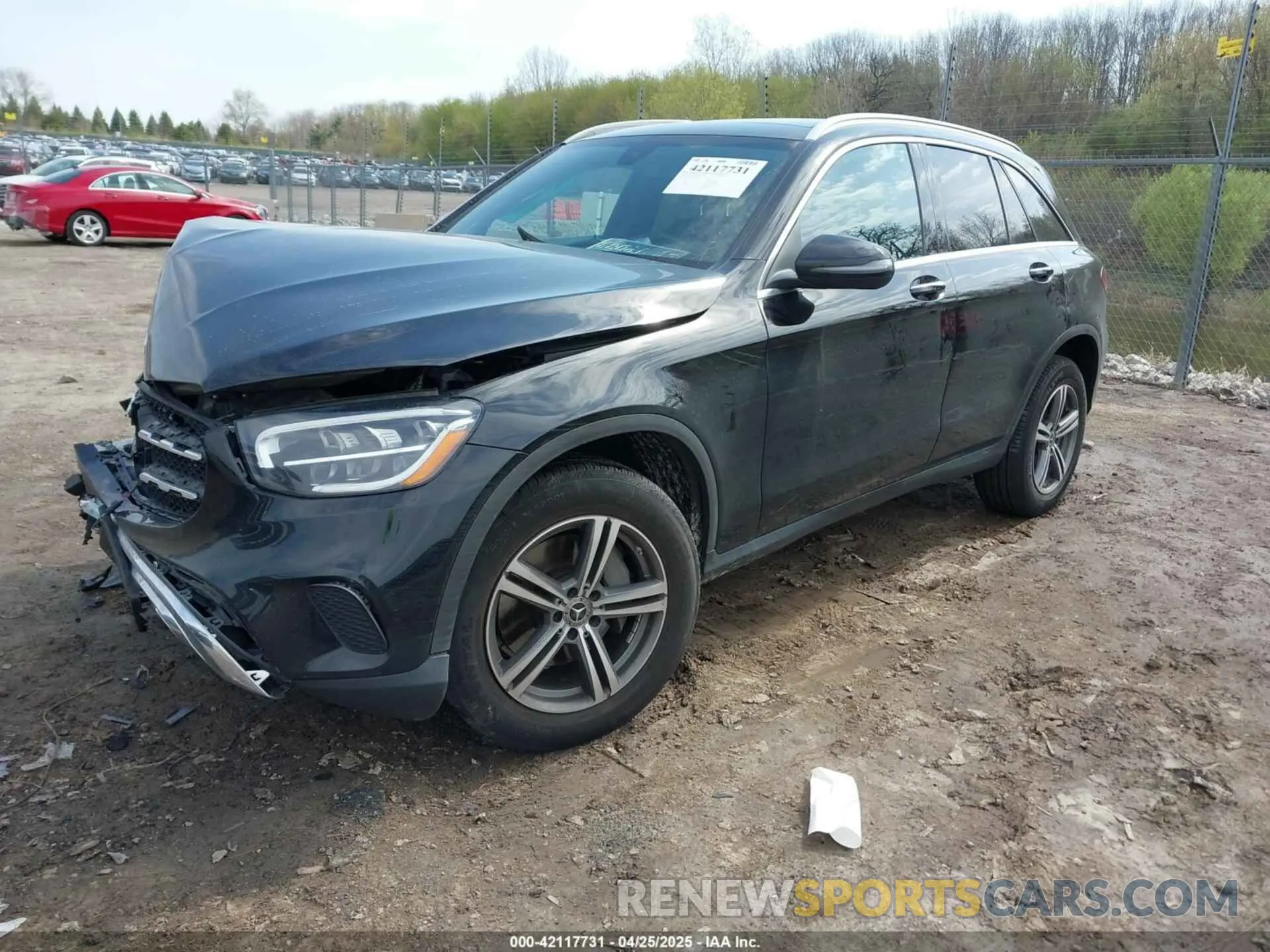 2 fotografías del automóvil dañado W1N0G8EBXLF853441 MERCEDES-BENZ GLC 300 2020