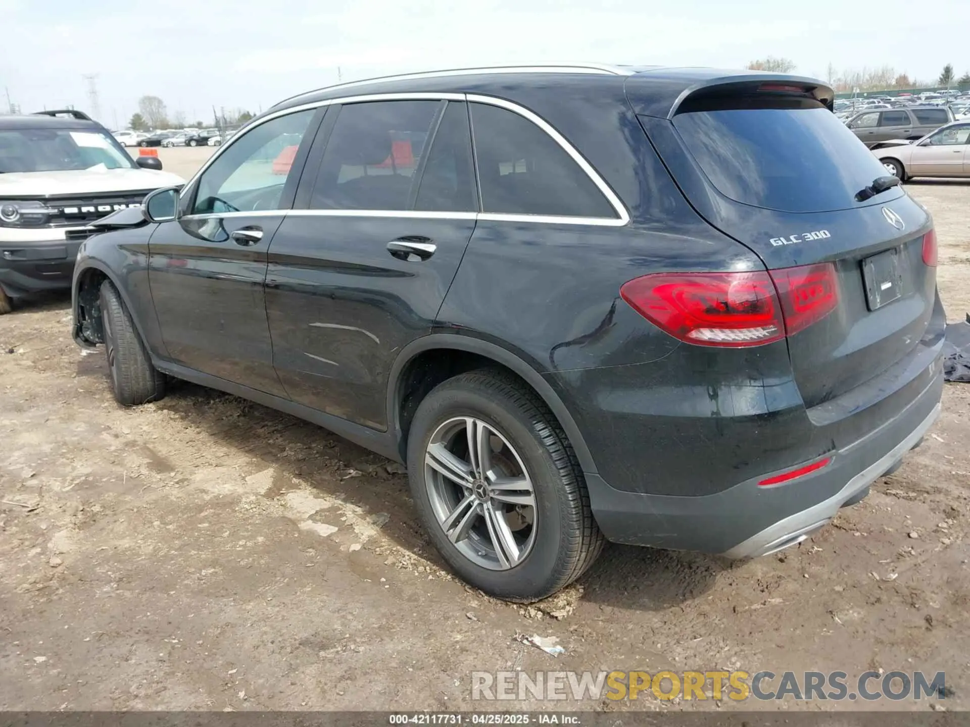 3 fotografías del automóvil dañado W1N0G8EBXLF853441 MERCEDES-BENZ GLC 300 2020