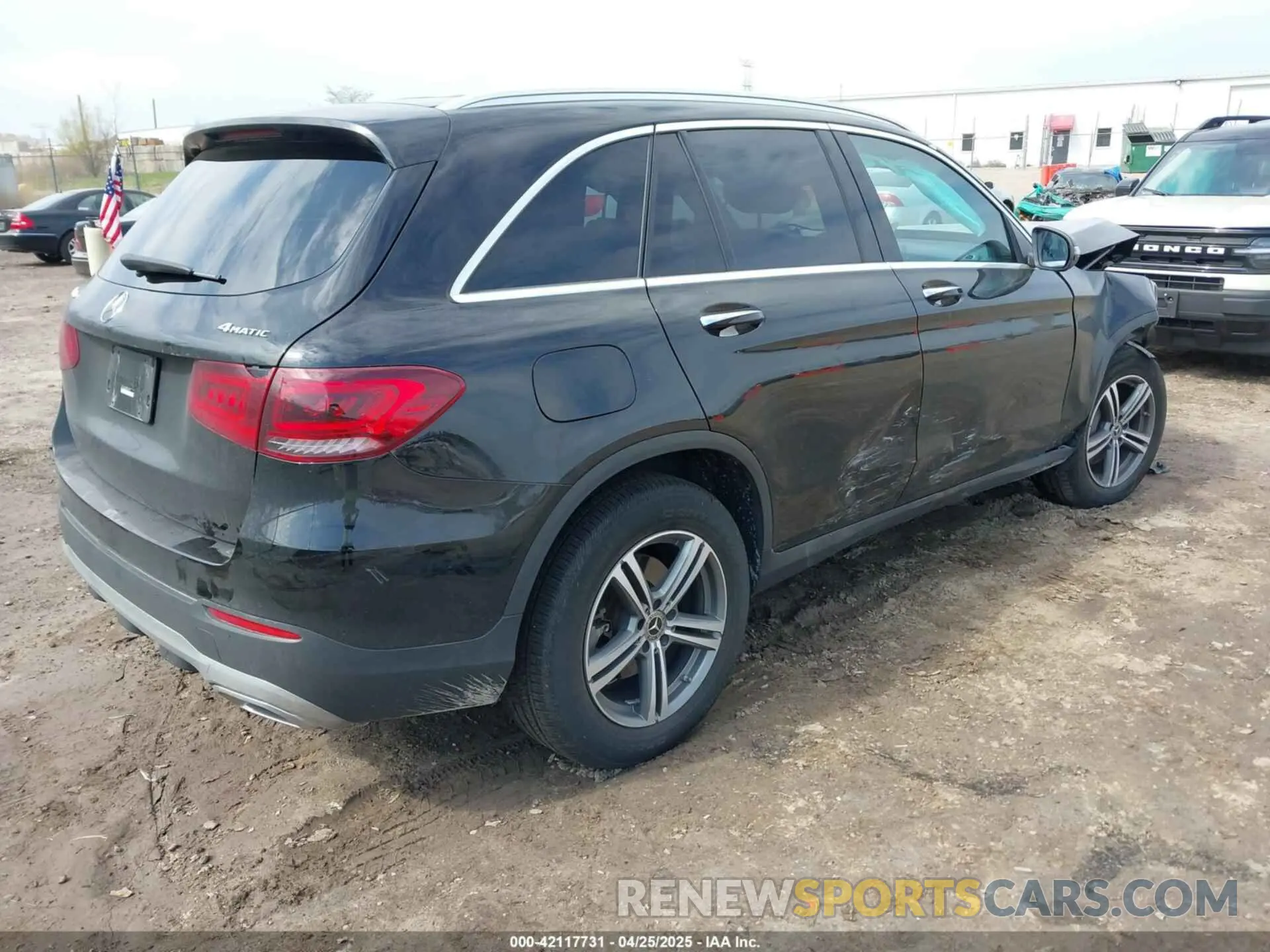 4 fotografías del automóvil dañado W1N0G8EBXLF853441 MERCEDES-BENZ GLC 300 2020
