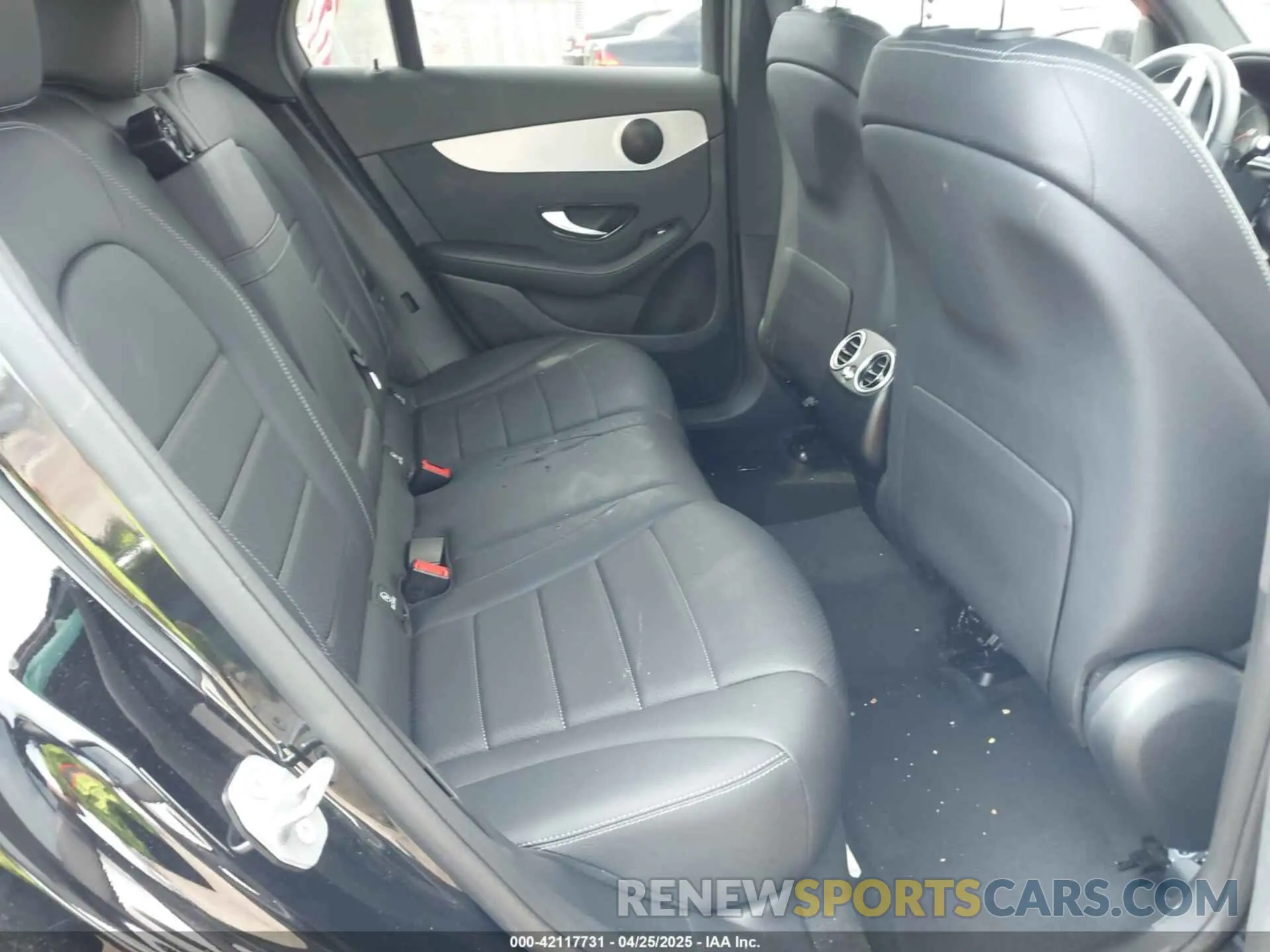 8 fotografías del automóvil dañado W1N0G8EBXLF853441 MERCEDES-BENZ GLC 300 2020