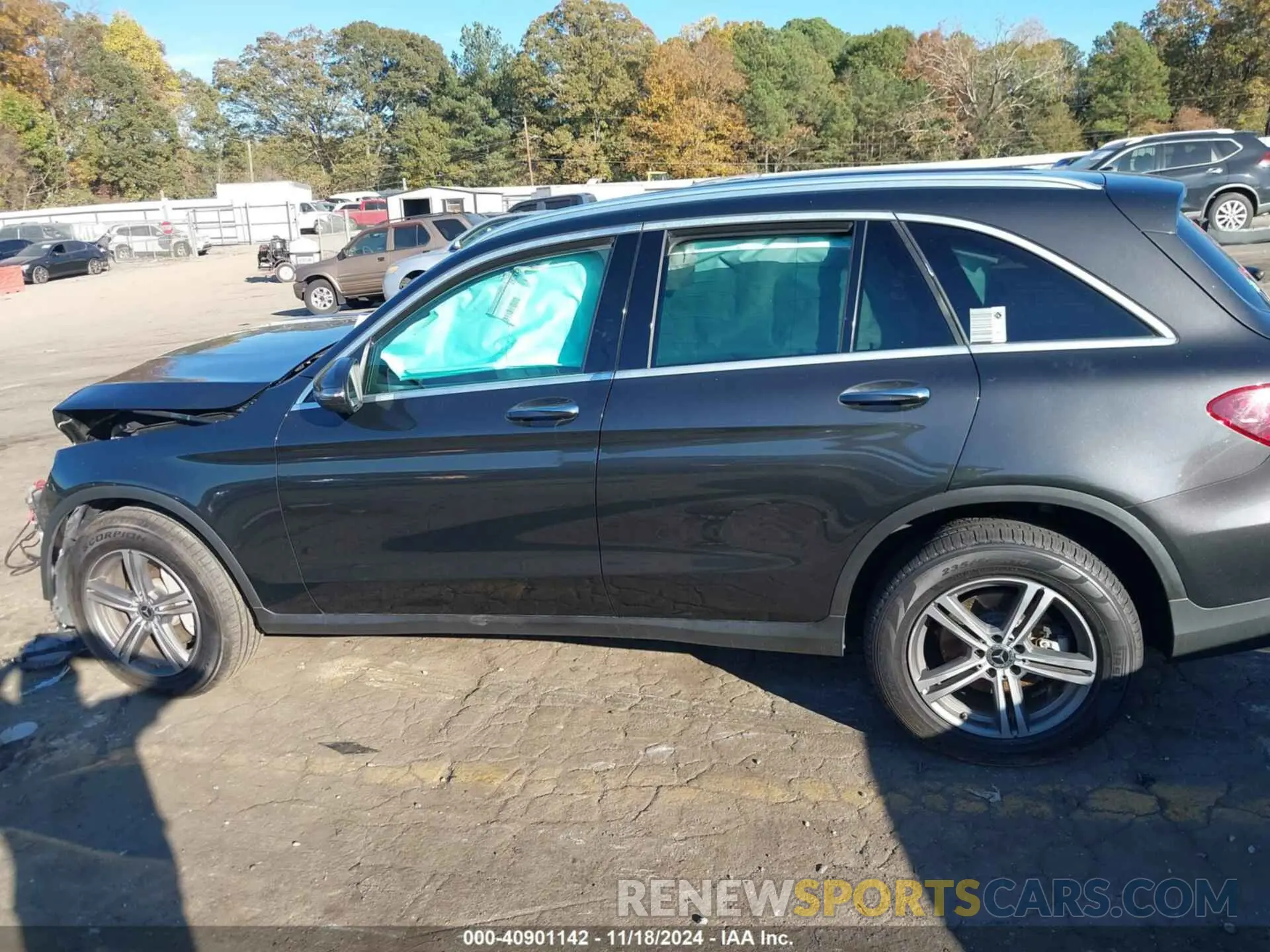 15 fotografías del automóvil dañado WDC0G8DB7LF717786 MERCEDES-BENZ GLC 300 2020