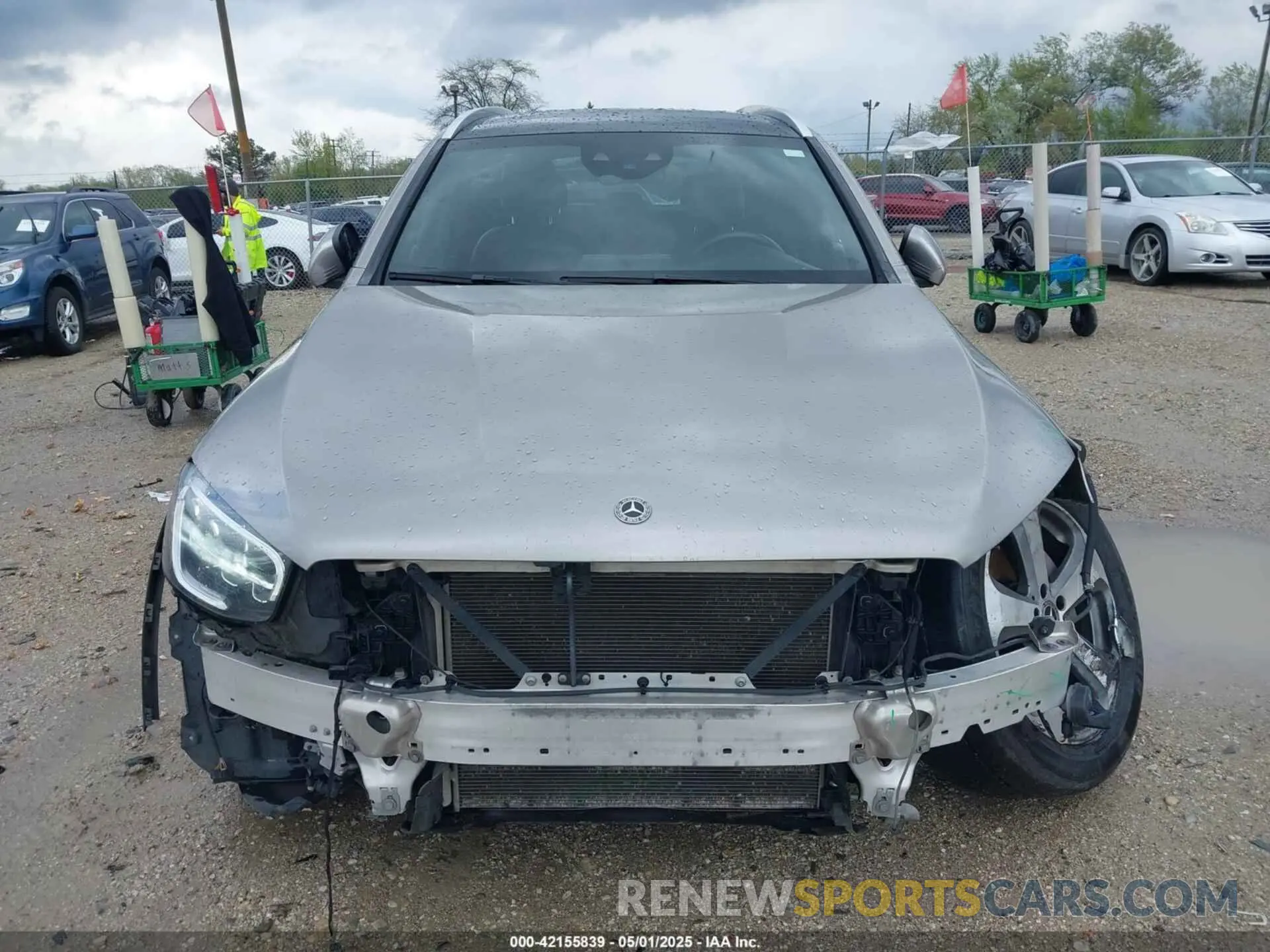 12 fotografías del automóvil dañado WDC0G8EB0LF687206 MERCEDES-BENZ GLC 300 2020