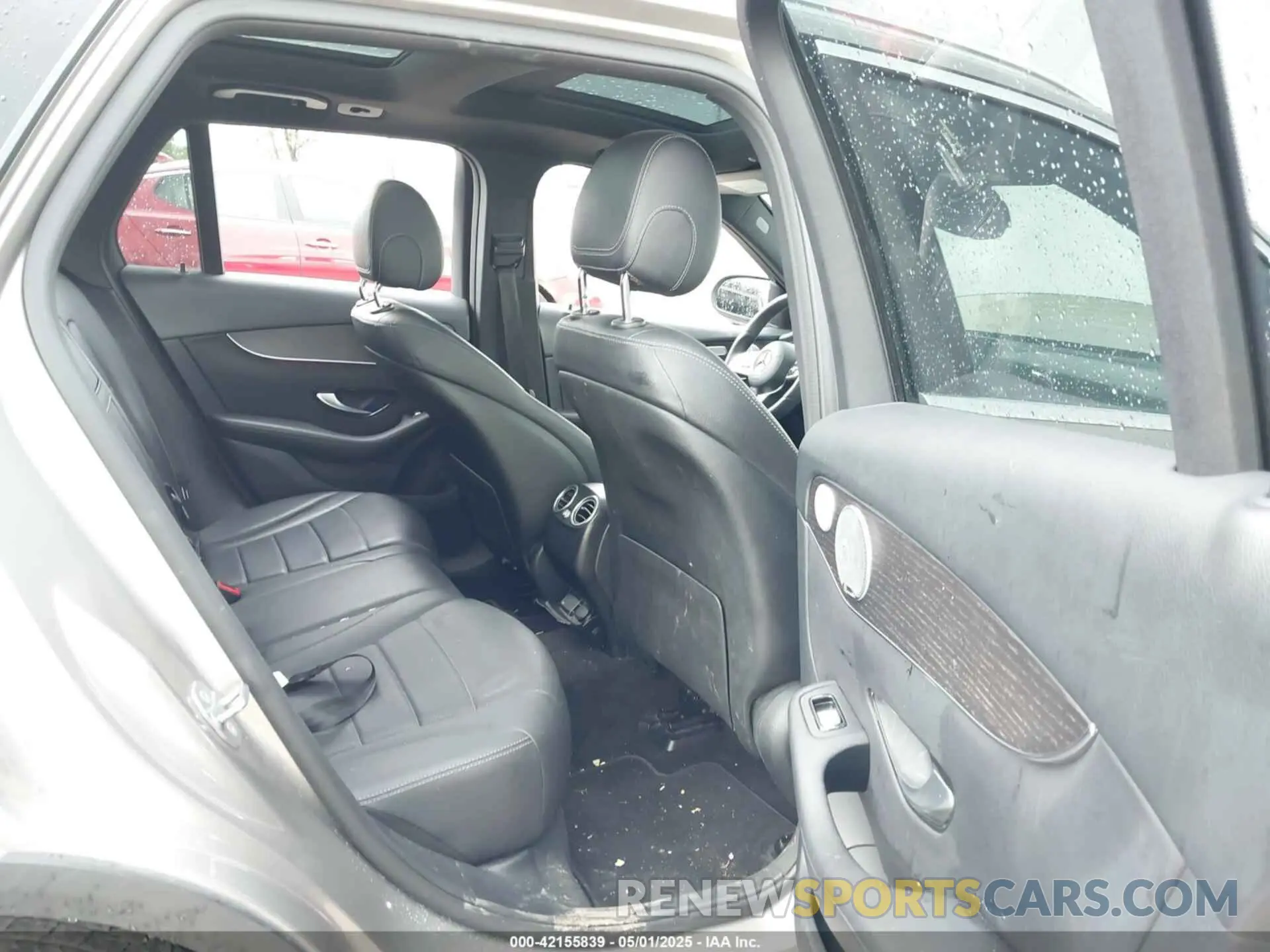 8 fotografías del automóvil dañado WDC0G8EB0LF687206 MERCEDES-BENZ GLC 300 2020