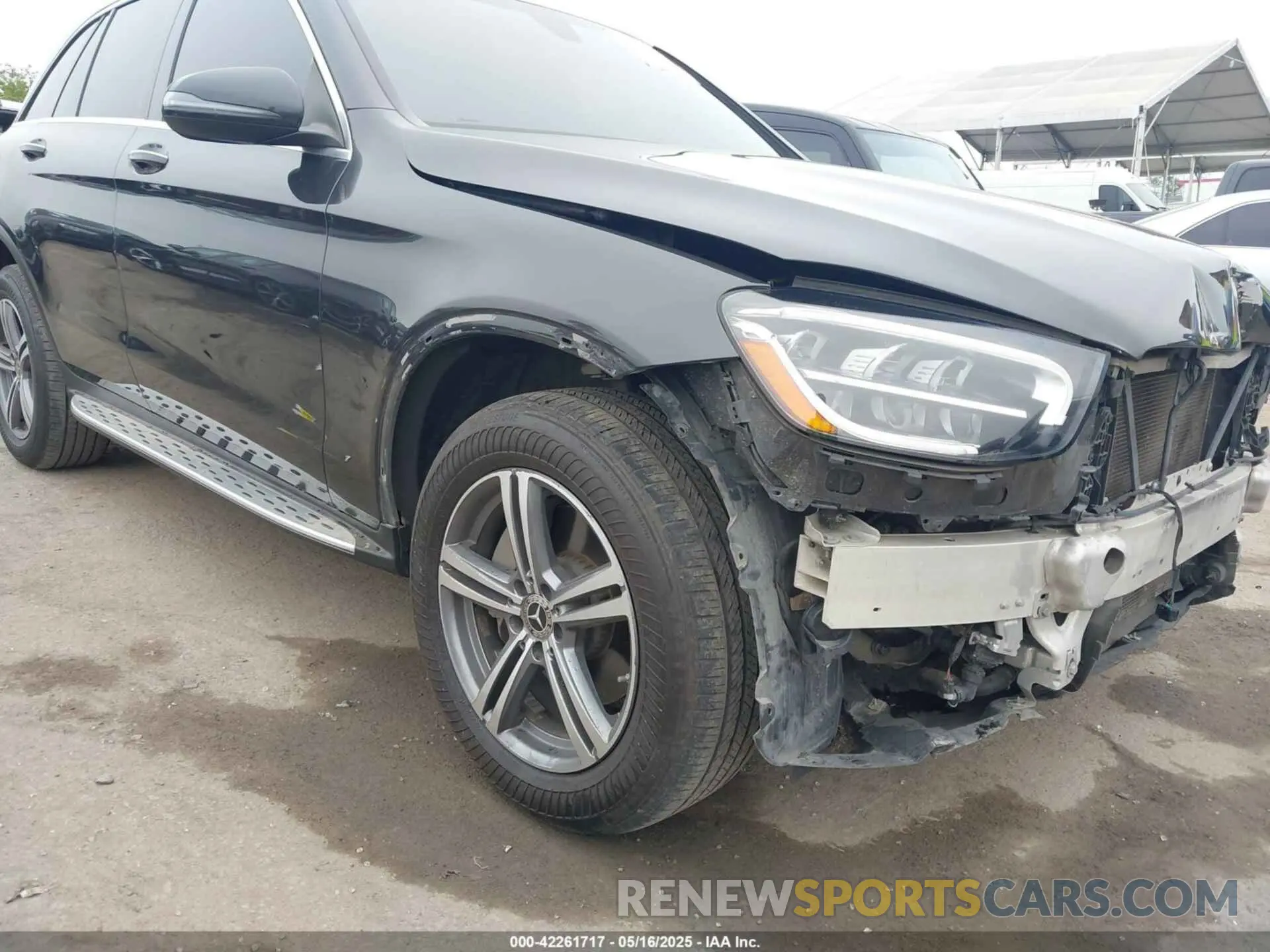 18 fotografías del automóvil dañado WDC0G8EB2LF722361 MERCEDES-BENZ GLC 300 2020