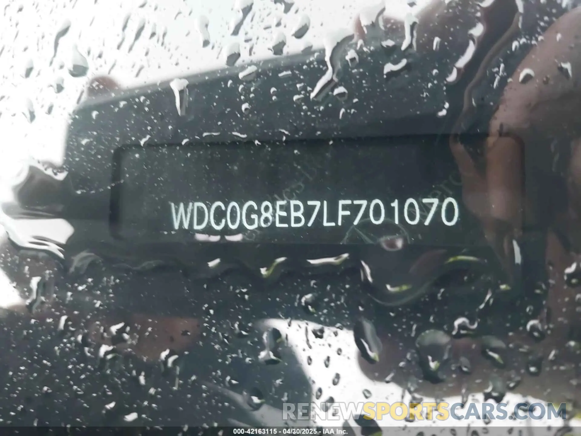 17 fotografías del automóvil dañado WDC0G8EB7LF701070 MERCEDES-BENZ GLC 300 2020