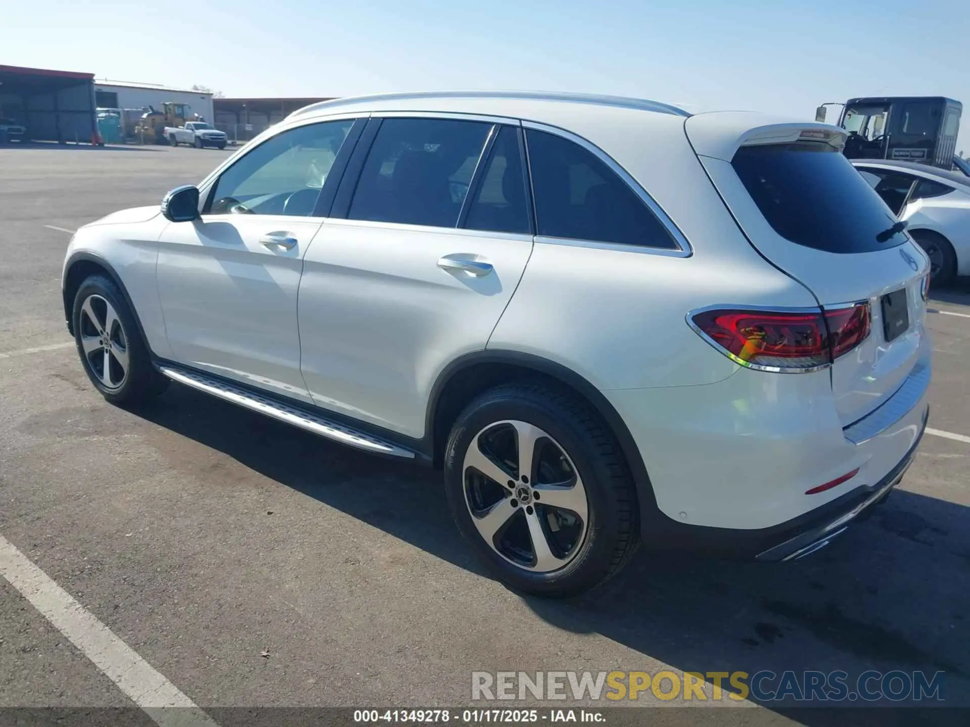 3 fotografías del automóvil dañado WDC0G8EB7LF706334 MERCEDES-BENZ GLC 300 2020