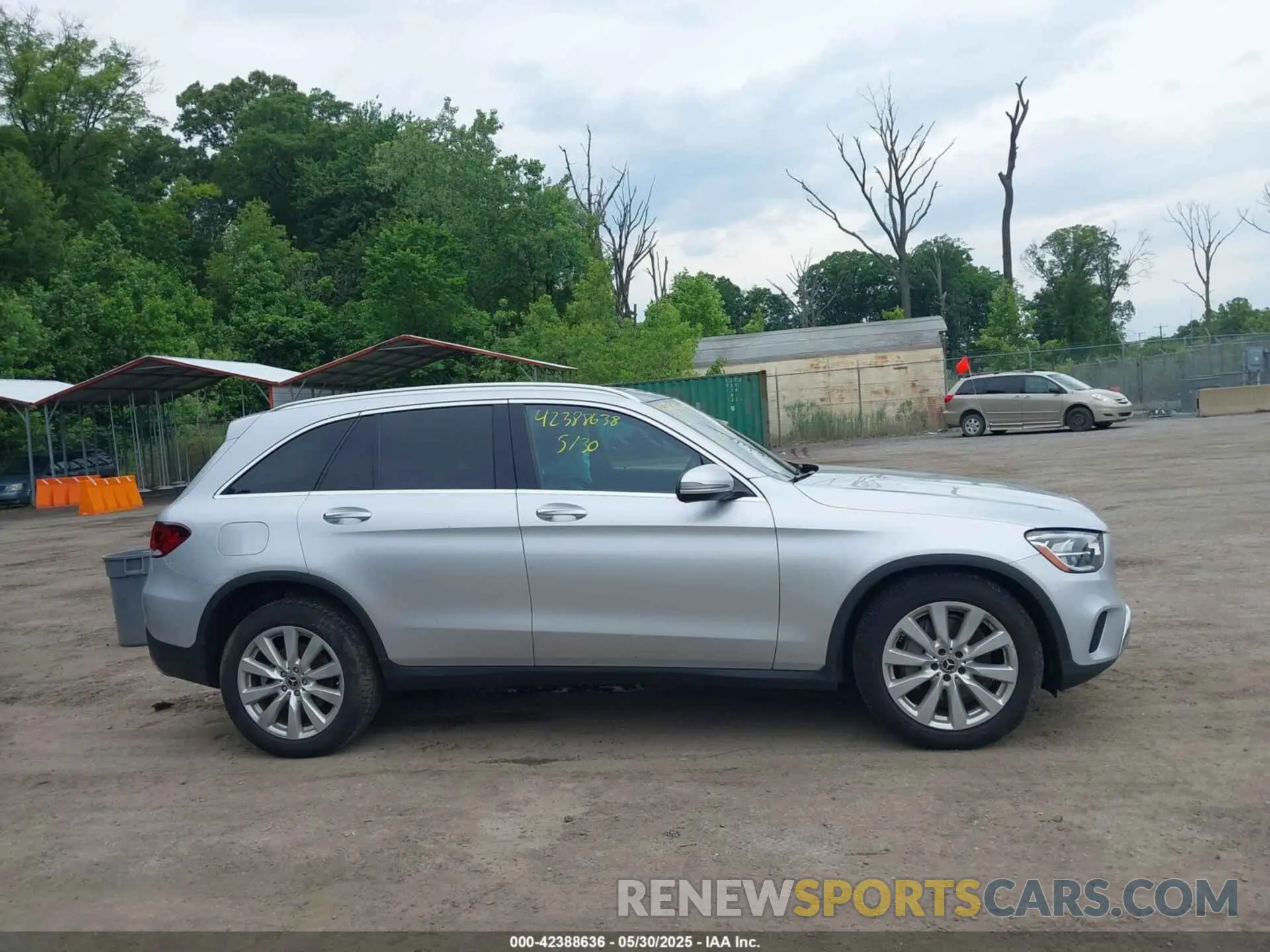 13 fotografías del automóvil dañado WDC0G8EB8LF673375 MERCEDES-BENZ GLC 300 2020
