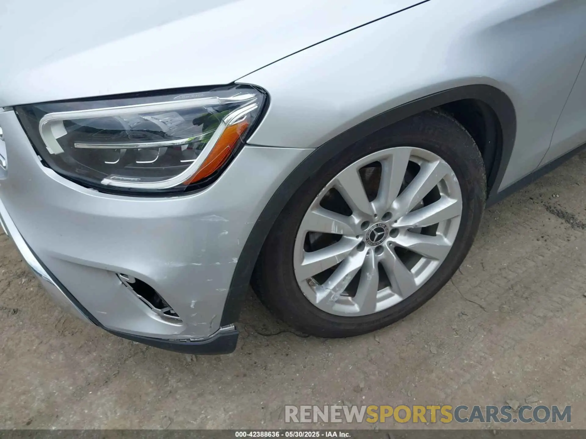 6 fotografías del automóvil dañado WDC0G8EB8LF673375 MERCEDES-BENZ GLC 300 2020