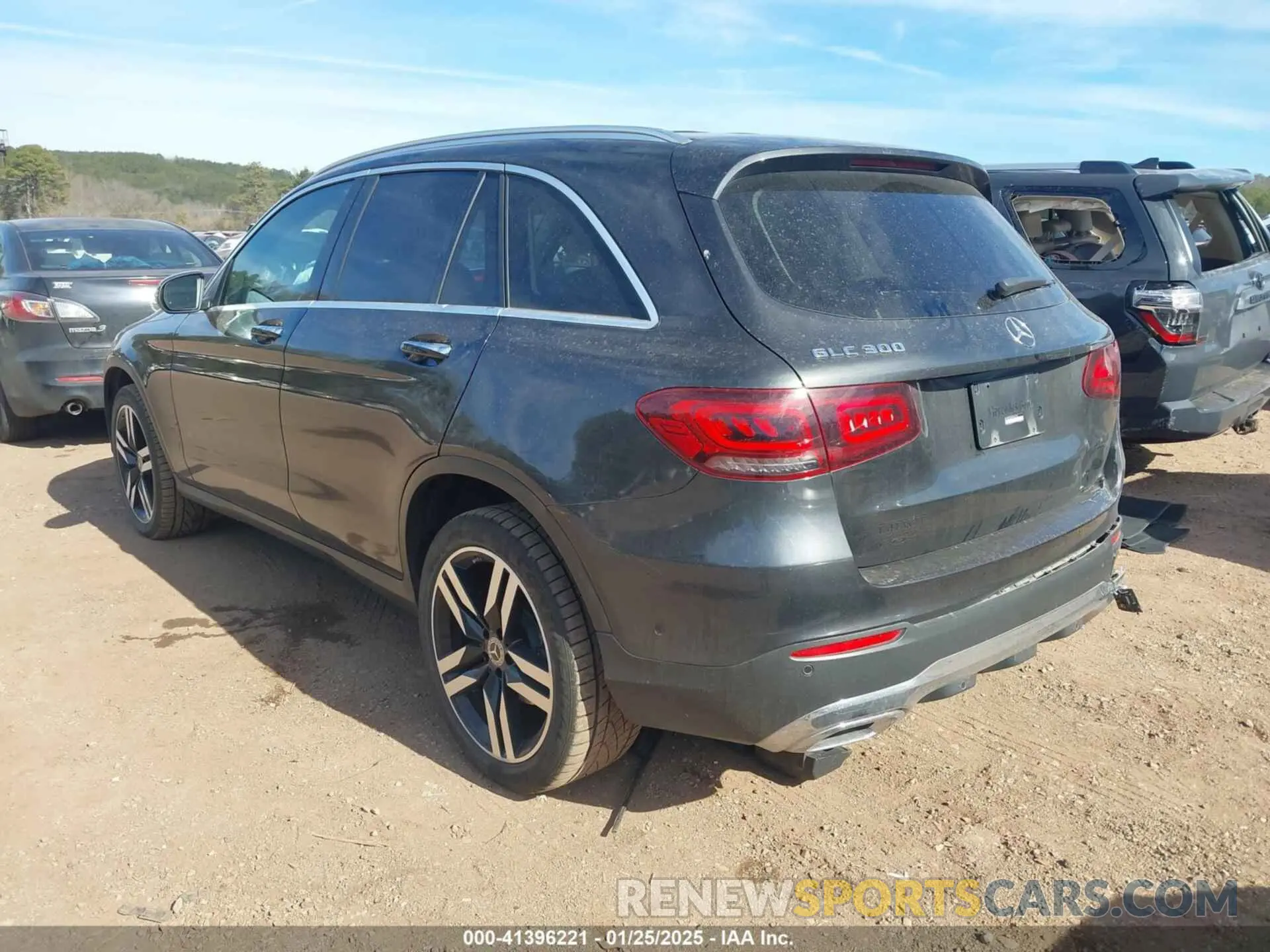 3 fotografías del automóvil dañado W1N0G8DB4MV267620 MERCEDES-BENZ GLC 300 2021