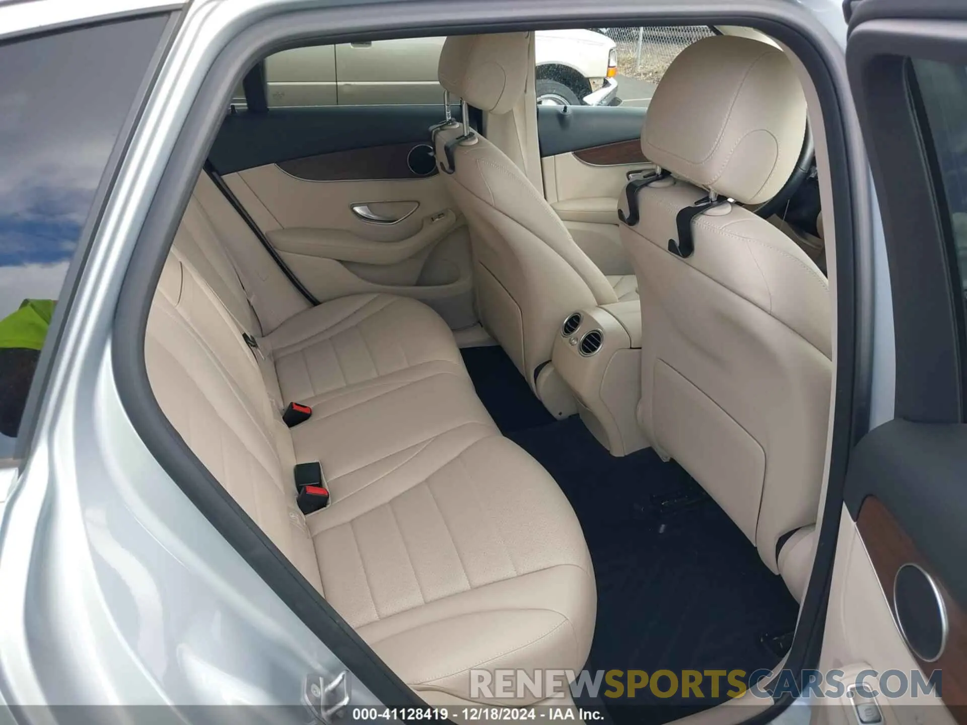 8 fotografías del automóvil dañado W1N0G8DB5MF928498 MERCEDES-BENZ GLC 300 2021