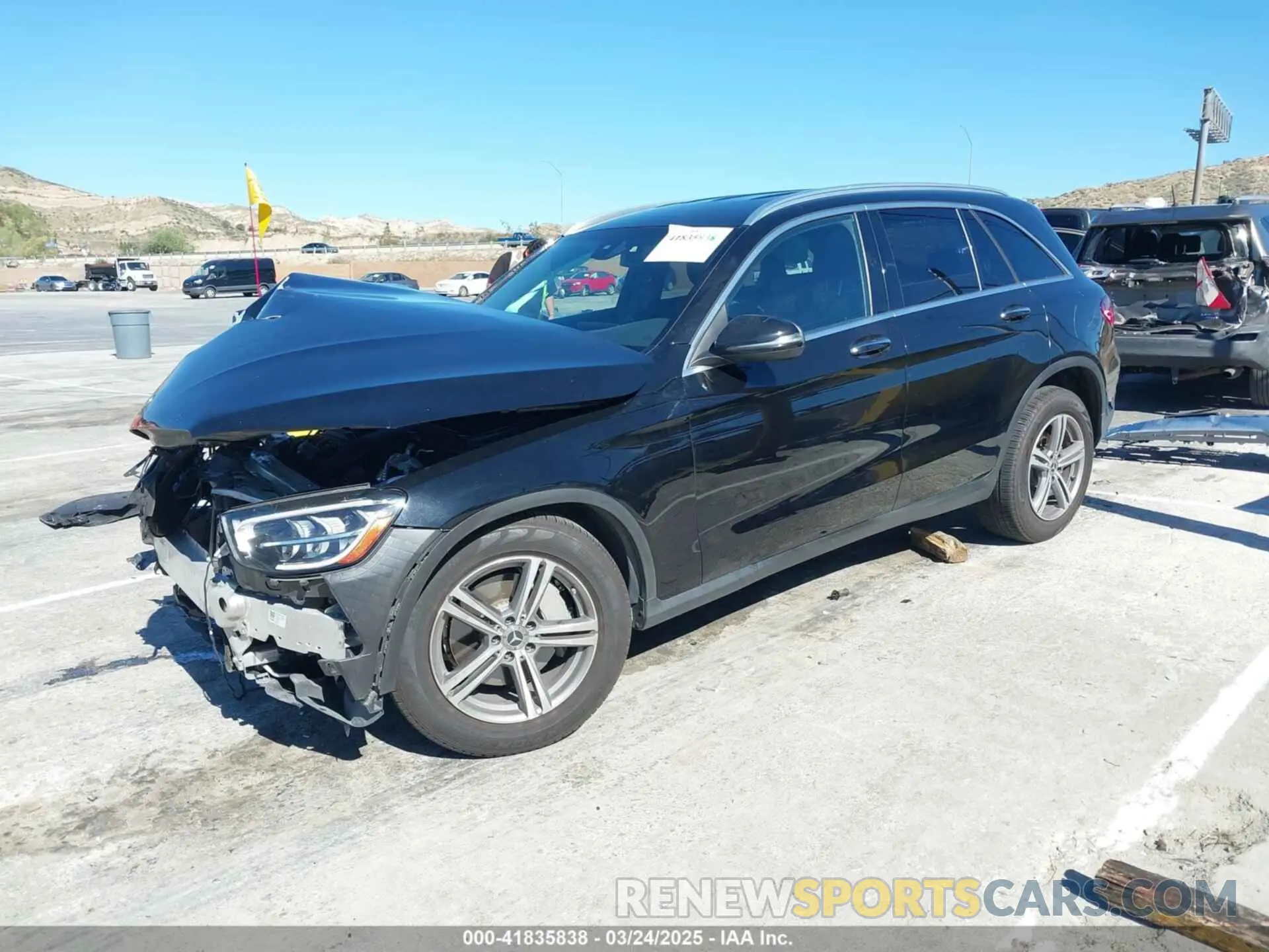 2 fotografías del automóvil dañado W1N0G8DB6MF868330 MERCEDES-BENZ GLC 300 2021