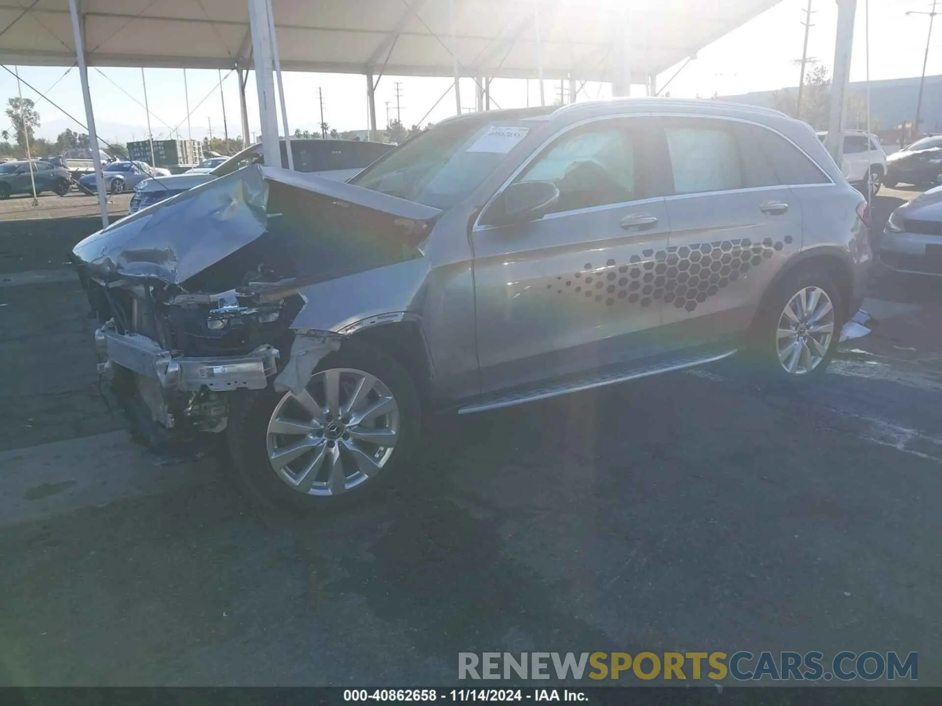2 fotografías del automóvil dañado W1N0G8DB8MF892368 MERCEDES-BENZ GLC 300 2021