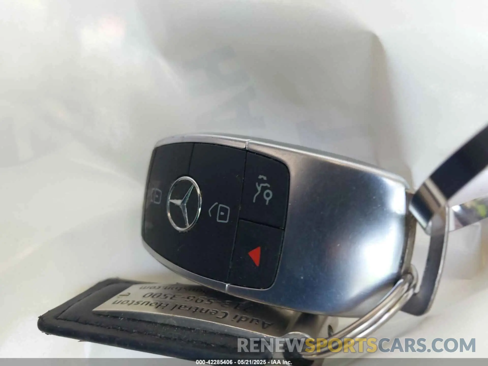 11 fotografías del automóvil dañado W1N0G8DB9MF880469 MERCEDES-BENZ GLC 300 2021