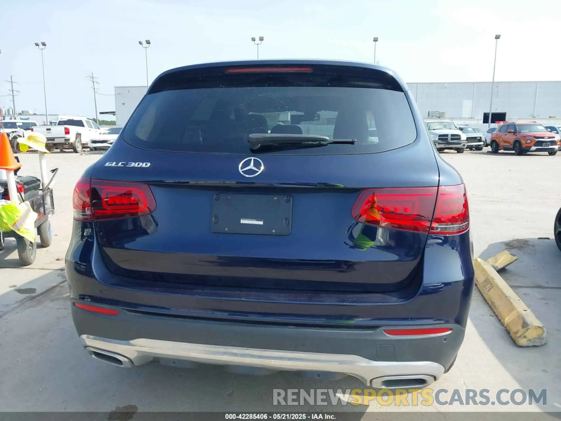 16 fotografías del automóvil dañado W1N0G8DB9MF880469 MERCEDES-BENZ GLC 300 2021