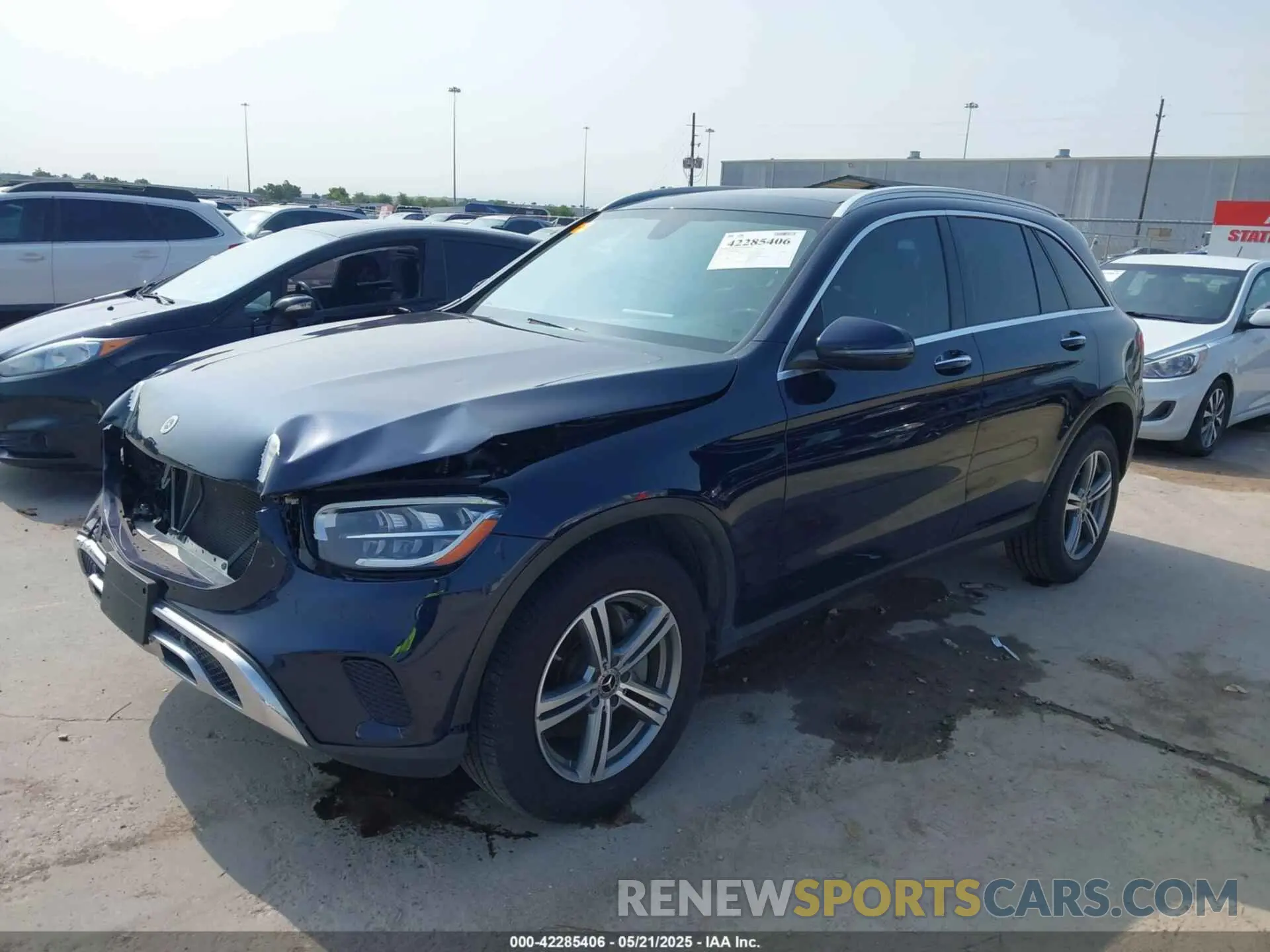 2 fotografías del automóvil dañado W1N0G8DB9MF880469 MERCEDES-BENZ GLC 300 2021