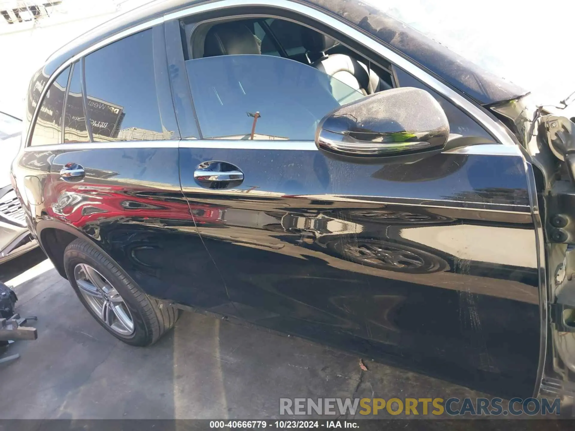 14 fotografías del automóvil dañado W1N0G8DBXMV321258 MERCEDES-BENZ GLC 300 2021