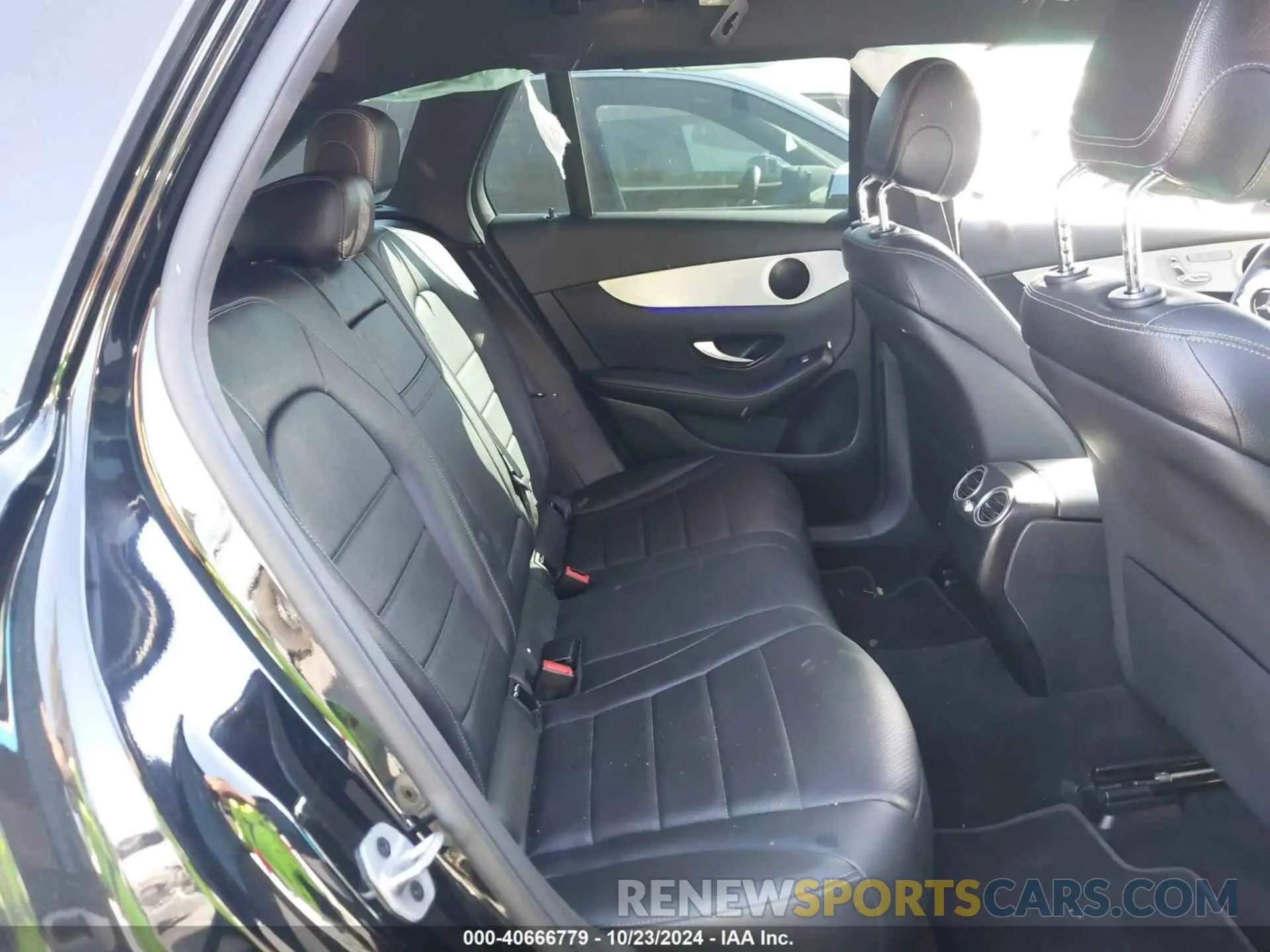 8 fotografías del automóvil dañado W1N0G8DBXMV321258 MERCEDES-BENZ GLC 300 2021