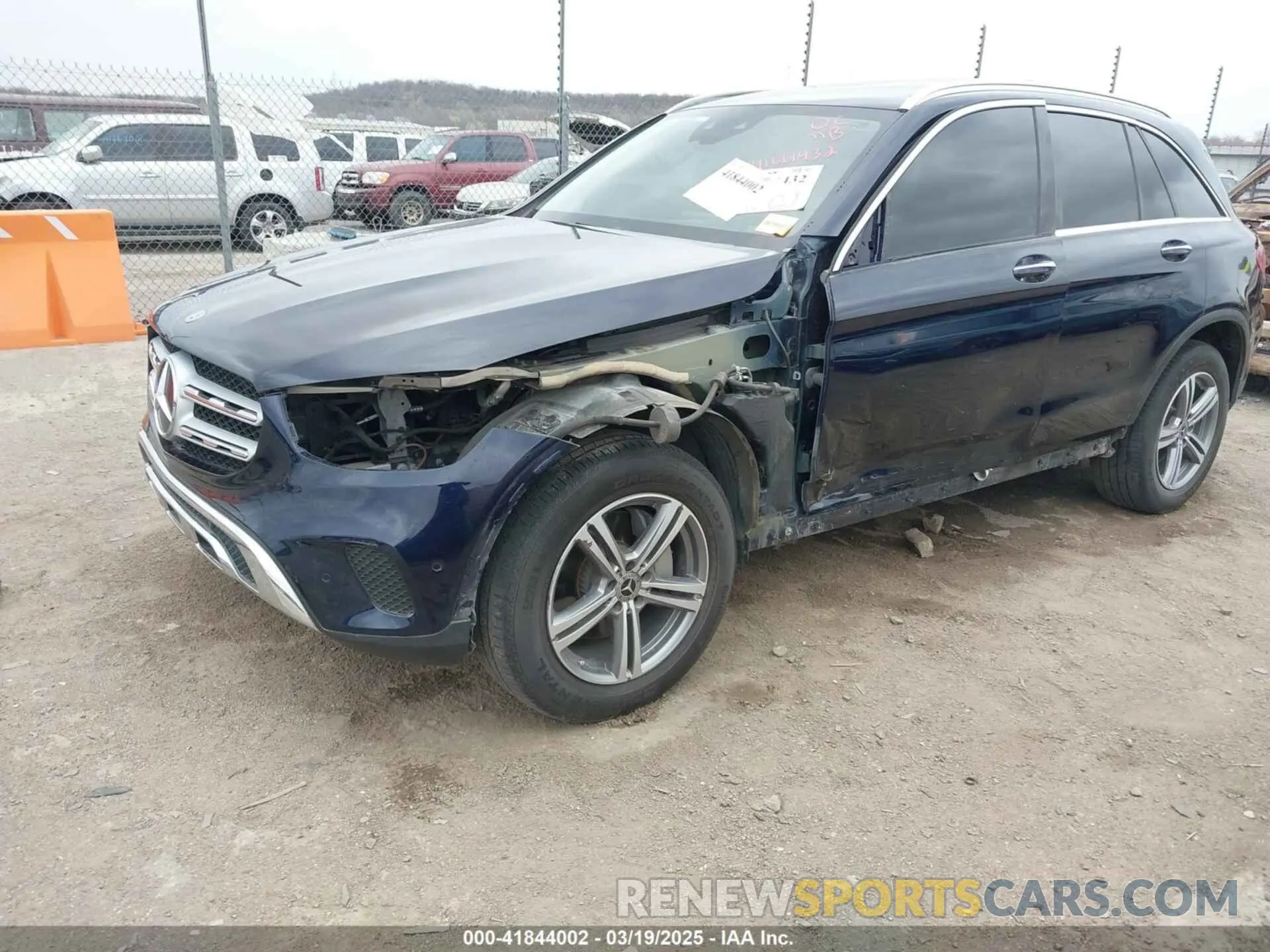 2 fotografías del automóvil dañado W1N0G8EB0MF904446 MERCEDES-BENZ GLC 300 2021