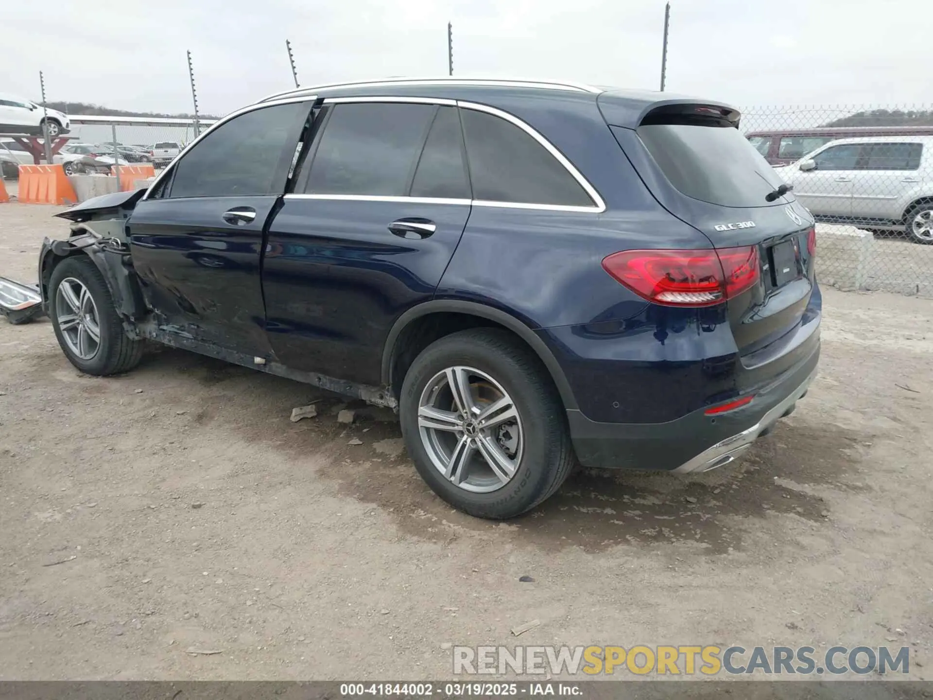 3 fotografías del automóvil dañado W1N0G8EB0MF904446 MERCEDES-BENZ GLC 300 2021