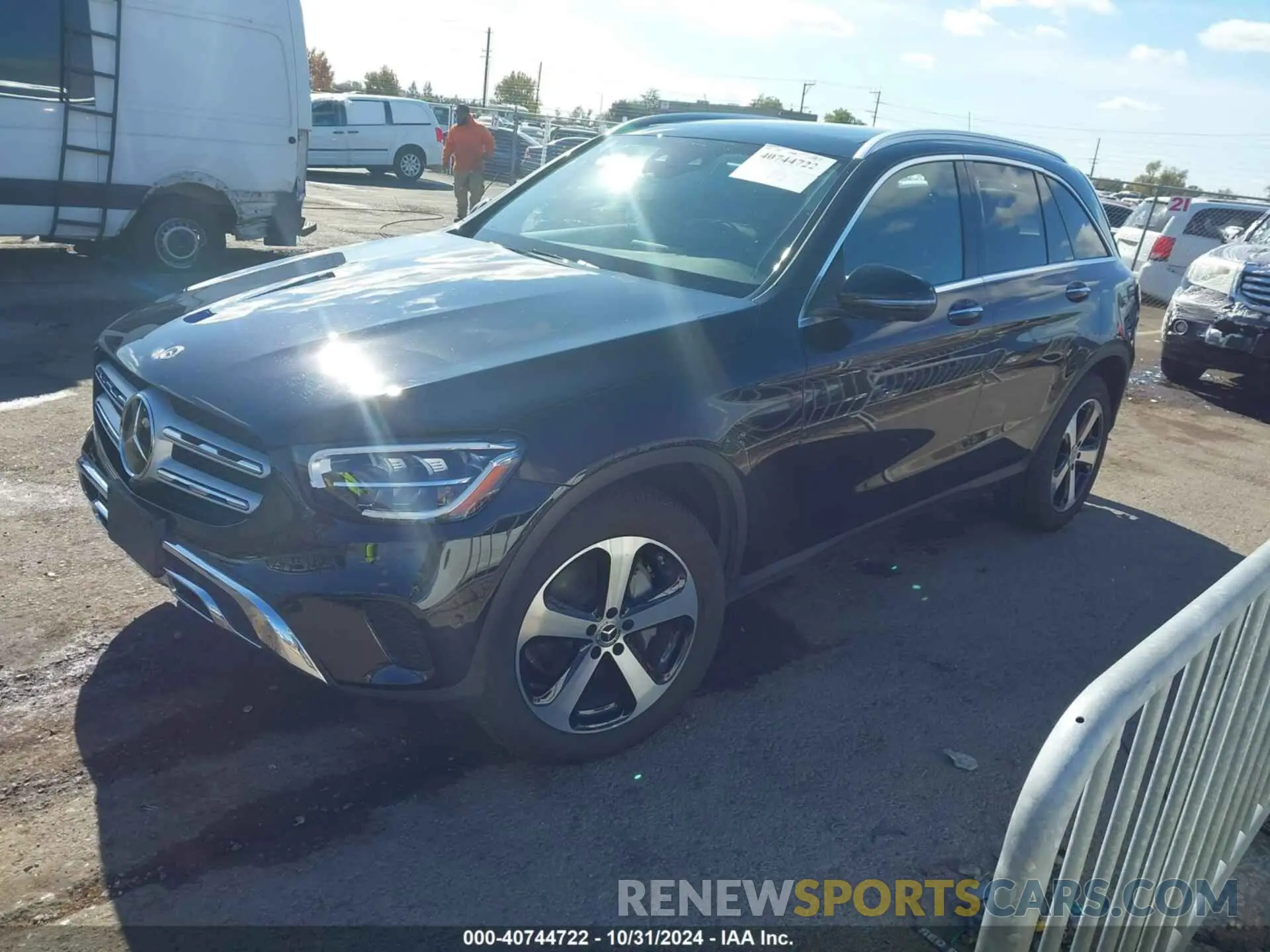 2 fotografías del automóvil dañado W1N0G8EB2MF881090 MERCEDES-BENZ GLC 300 2021