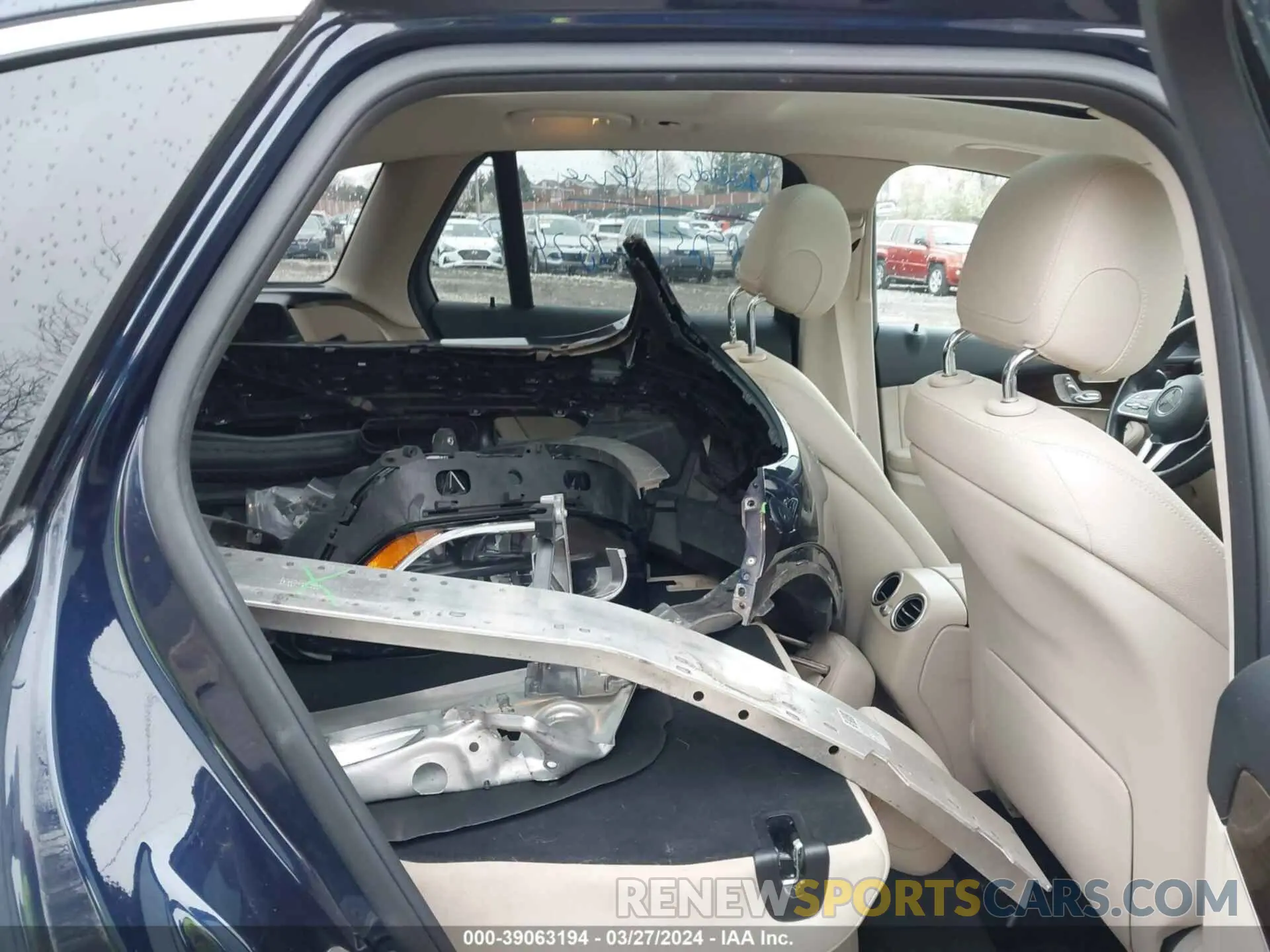8 fotografías del automóvil dañado W1N0G8EB4MF897159 MERCEDES-BENZ GLC 300 2021