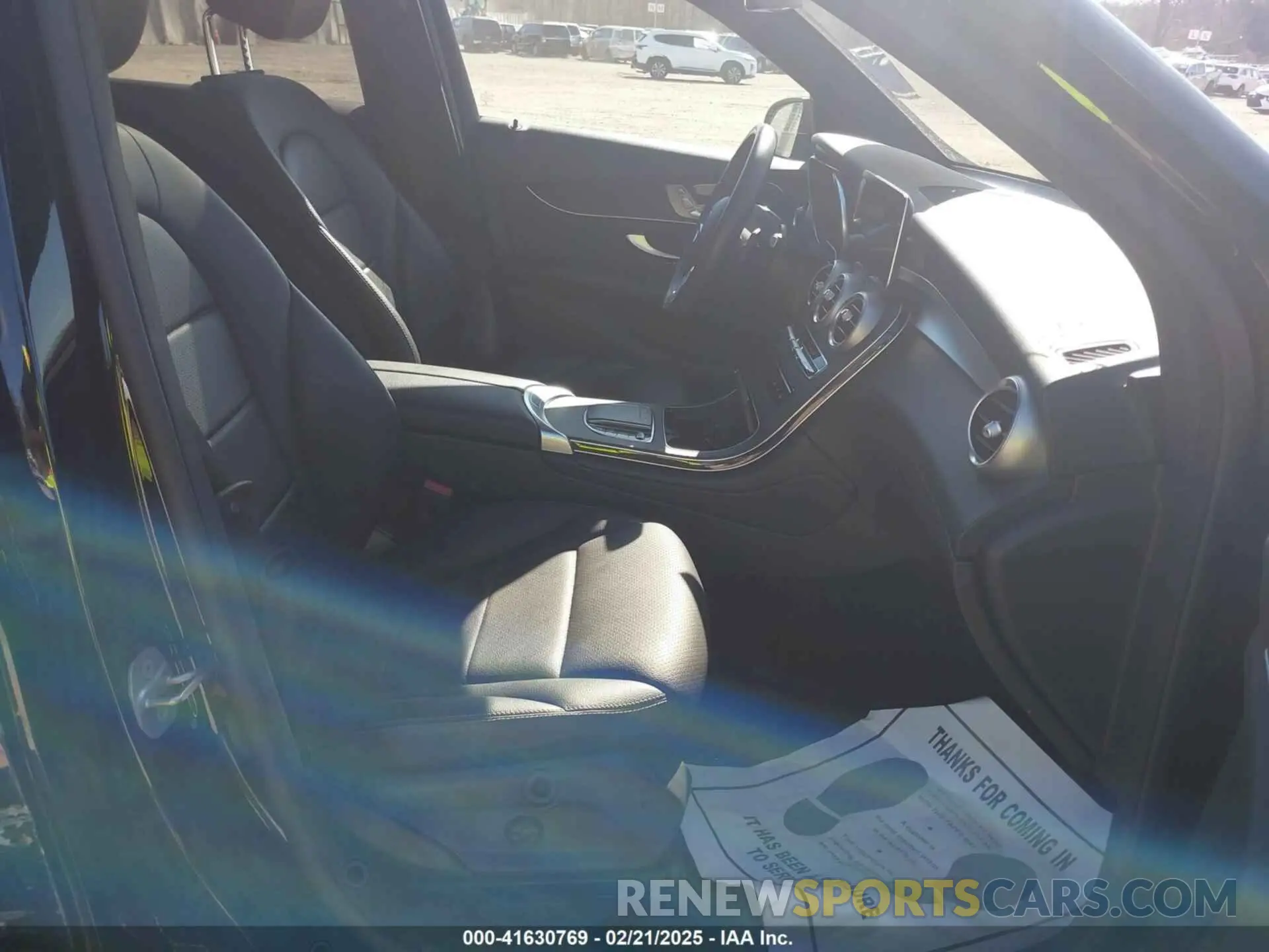 5 fotografías del automóvil dañado W1N0G8EB4MV296825 MERCEDES-BENZ GLC 300 2021