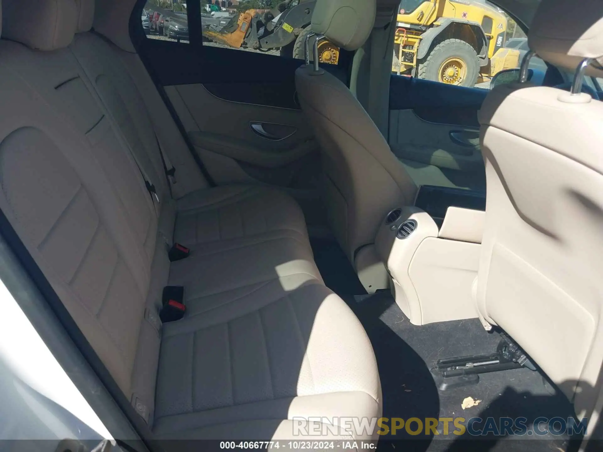 8 fotografías del automóvil dañado W1N0G8EB9MG012030 MERCEDES-BENZ GLC 300 2021