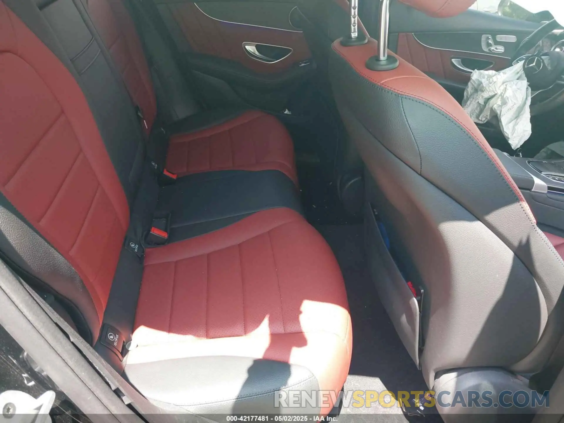 8 fotografías del automóvil dañado W1N0J8EB0MG012046 MERCEDES-BENZ GLC 300 2021