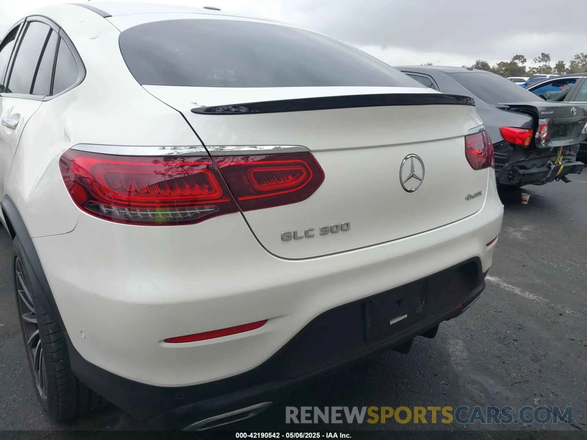 15 fotografías del automóvil dañado W1N0J8EB2MG007771 MERCEDES-BENZ GLC 300 2021