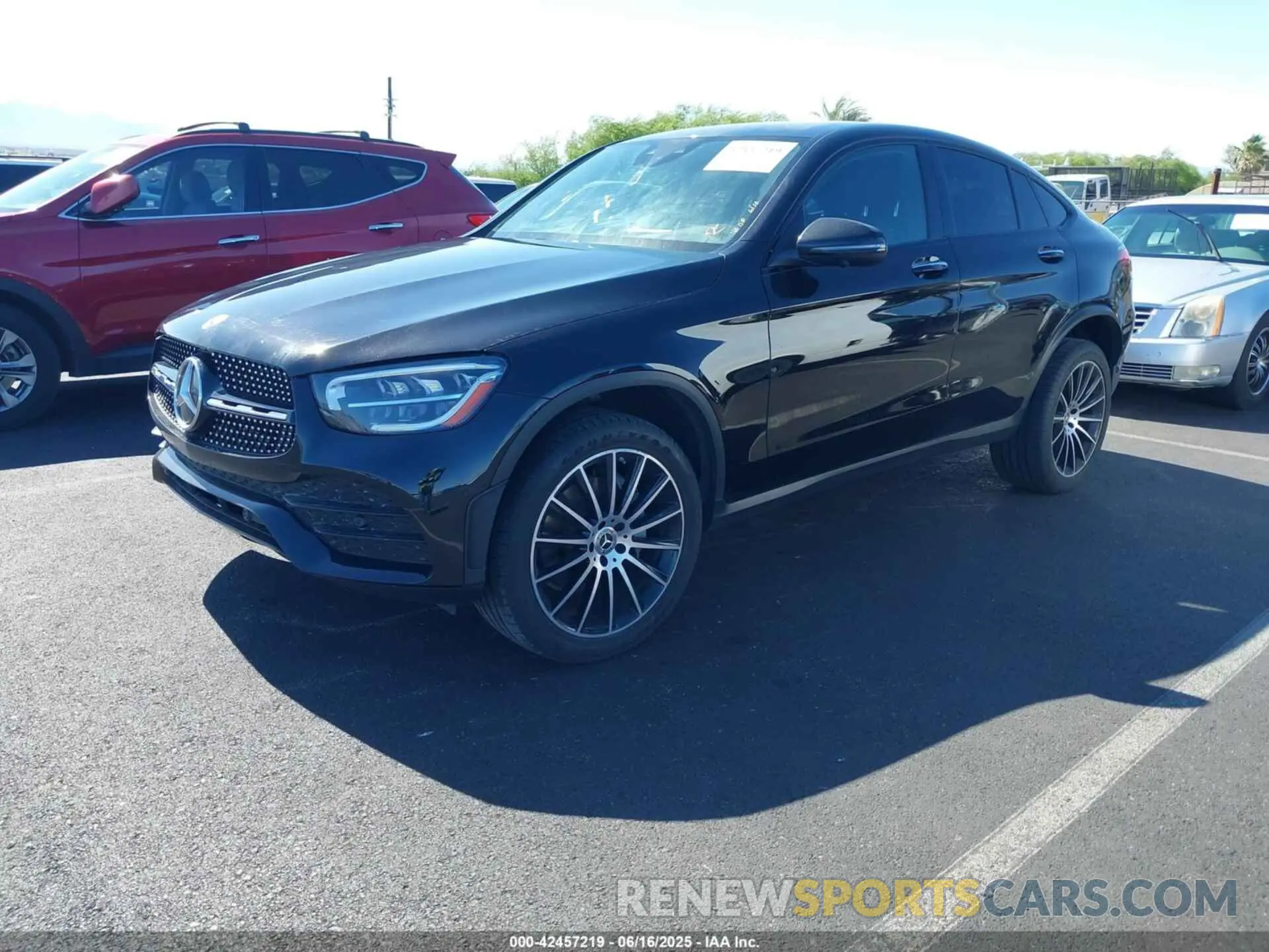 2 fotografías del automóvil dañado W1N0J8EB4MF897986 MERCEDES-BENZ GLC 300 2021