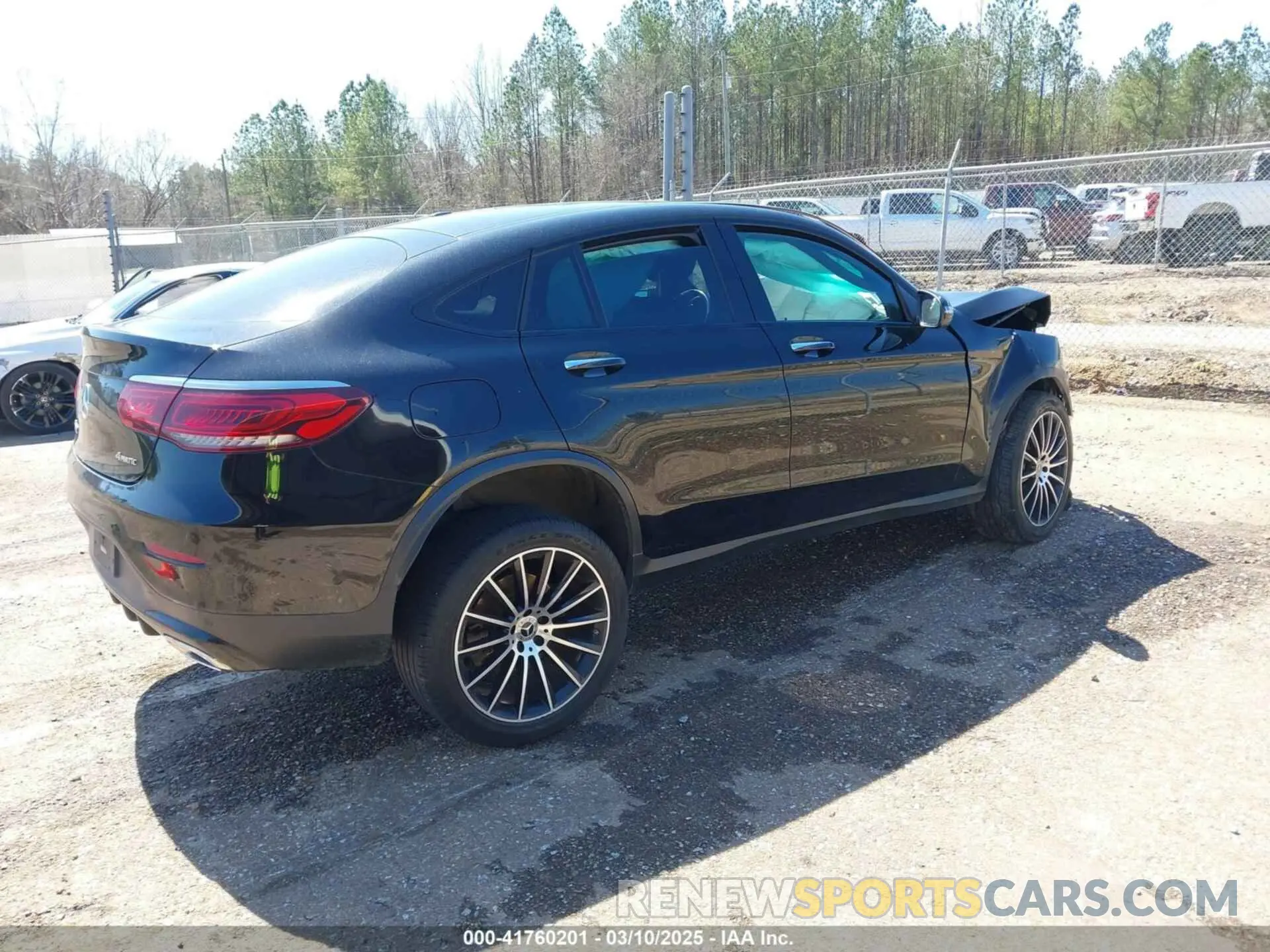 4 fotografías del automóvil dañado W1N0J8EB9MF936166 MERCEDES-BENZ GLC 300 2021