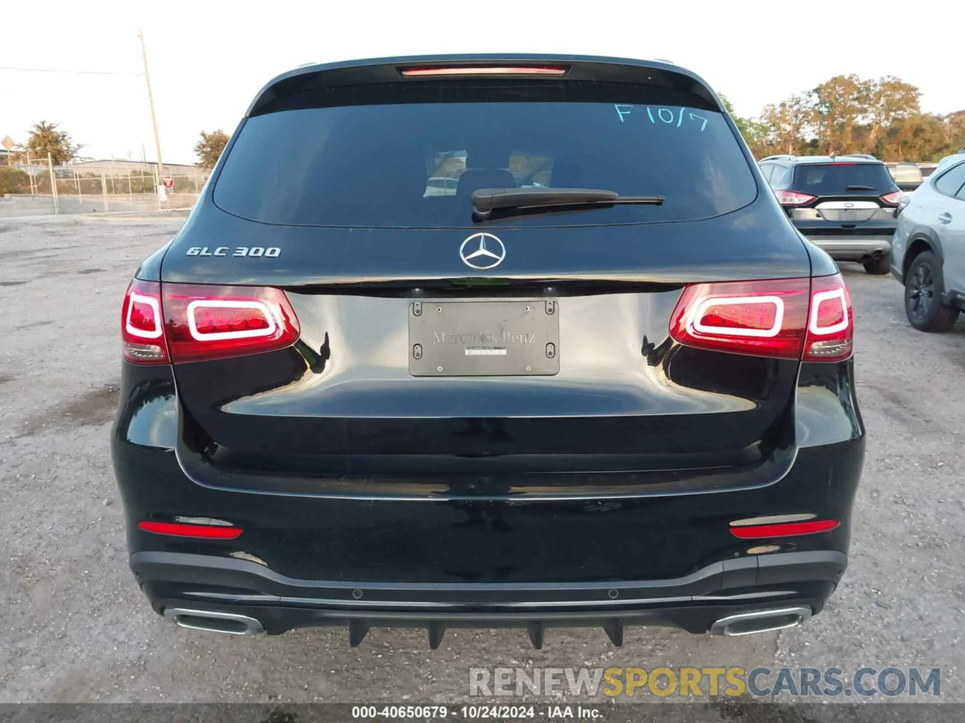17 fotografías del automóvil dañado W1N0G8DB0NV335705 MERCEDES-BENZ GLC 300 2022