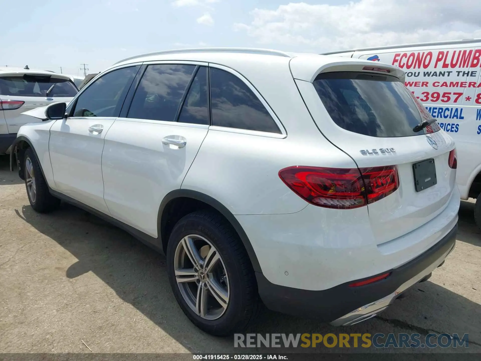 3 fotografías del automóvil dañado W1N0G8DB0NV344579 MERCEDES-BENZ GLC 300 2022