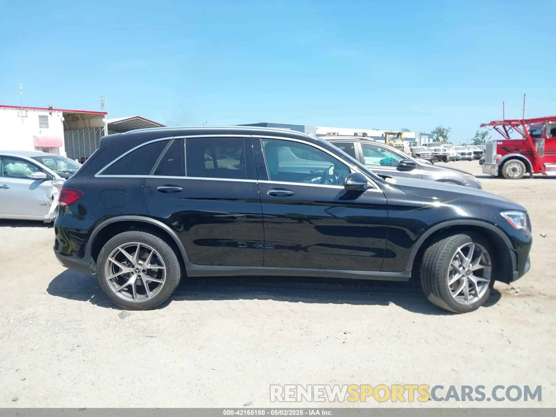 13 fotografías del automóvil dañado W1N0G8DB0NV346185 MERCEDES-BENZ GLC 300 2022