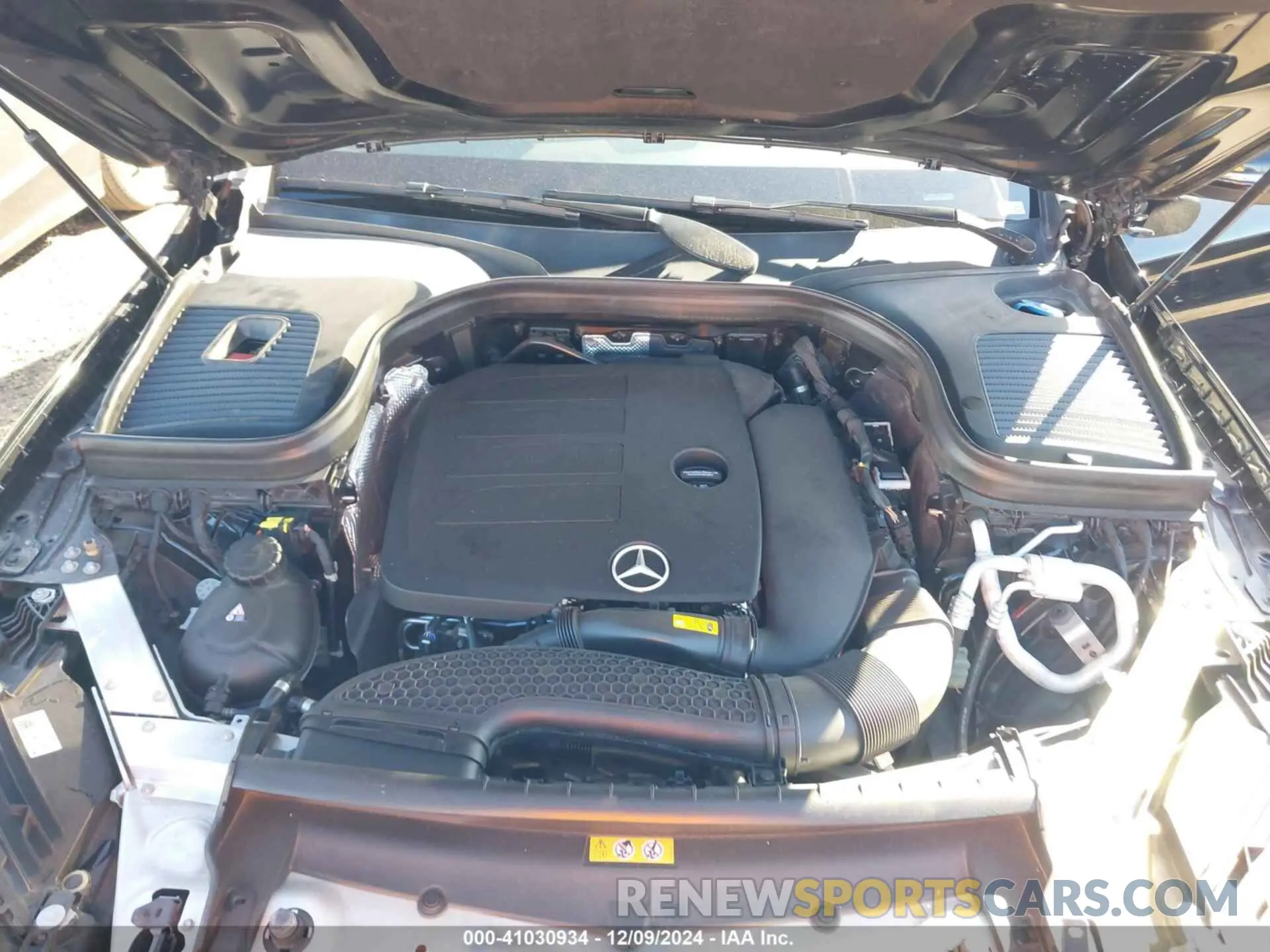 10 fotografías del automóvil dañado W1N0G8DB1NV397260 MERCEDES-BENZ GLC 300 2022