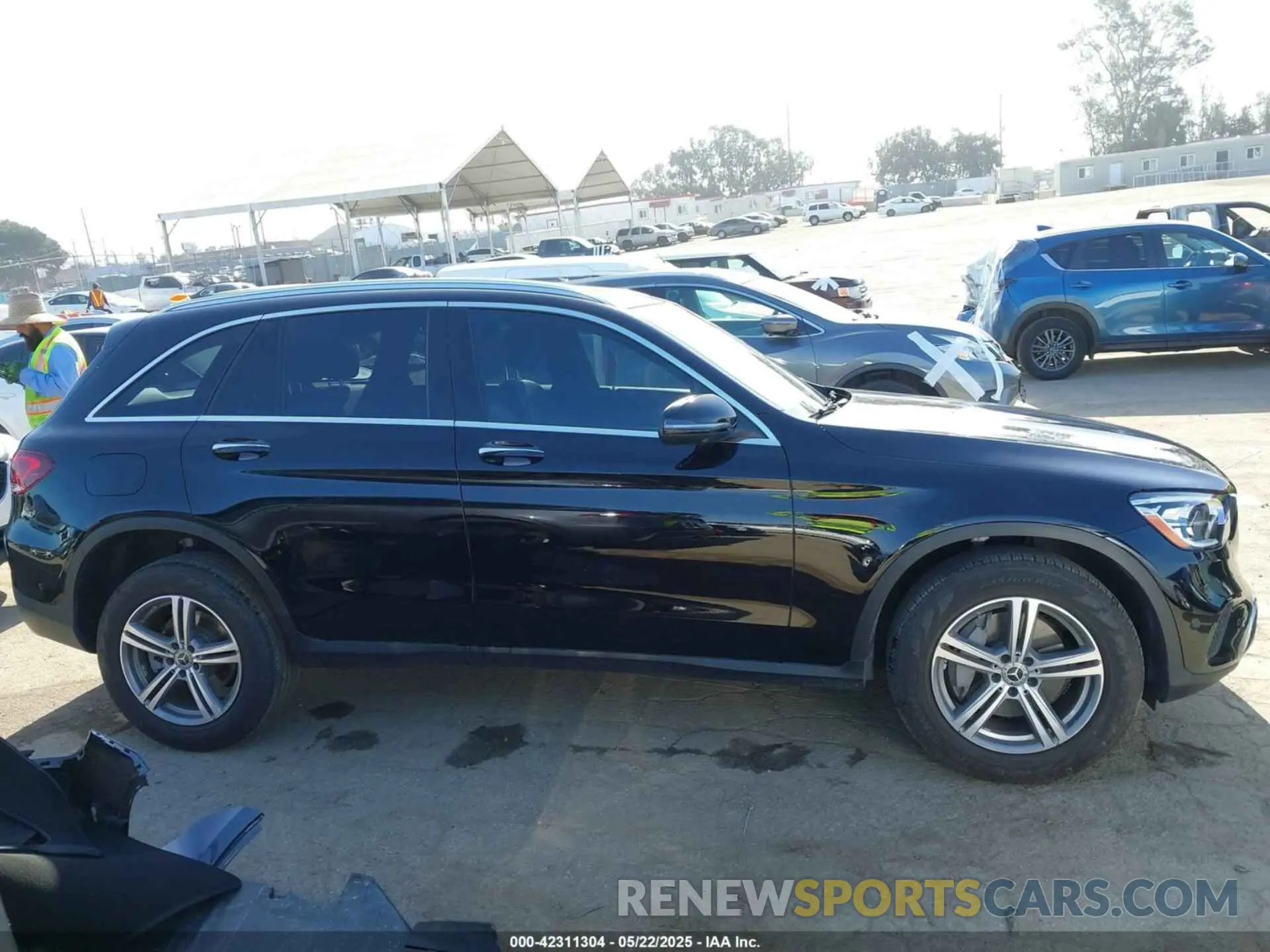 14 fotografías del automóvil dañado W1N0G8DB2NV399762 MERCEDES-BENZ GLC 300 2022