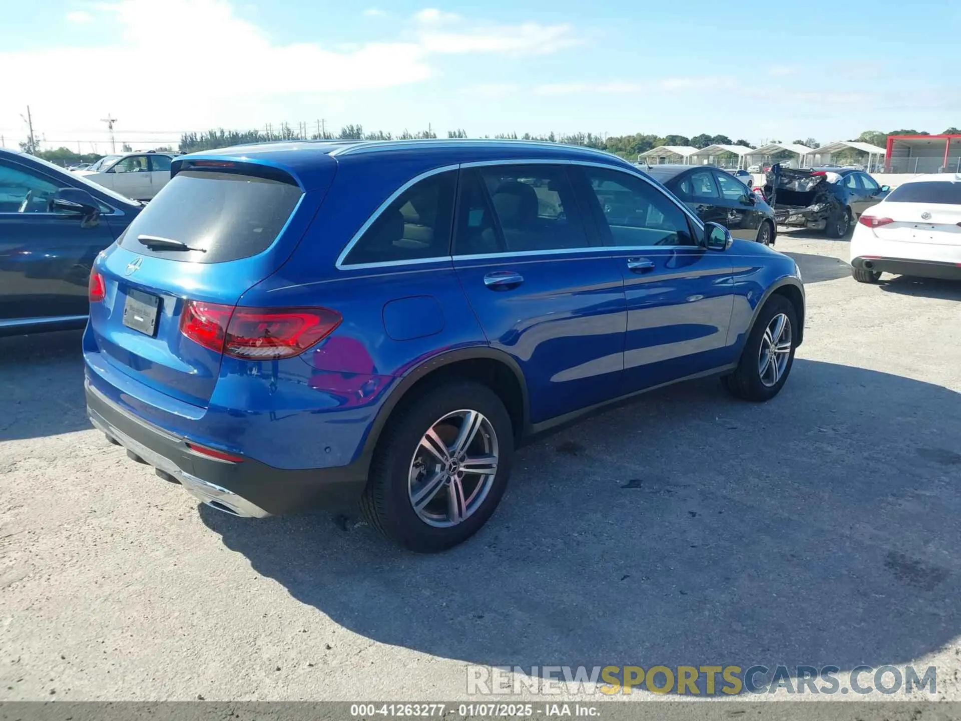 4 fotografías del automóvil dañado W1N0G8DB4NG101149 MERCEDES-BENZ GLC 300 2022