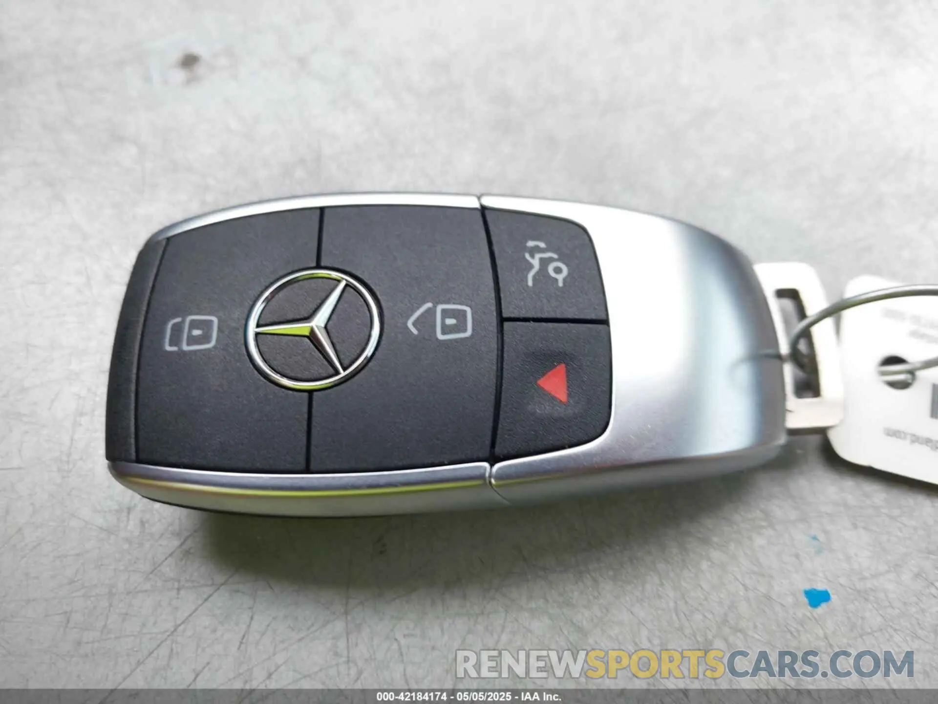 11 fotografías del automóvil dañado W1N0G8DB4NV394935 MERCEDES-BENZ GLC 300 2022