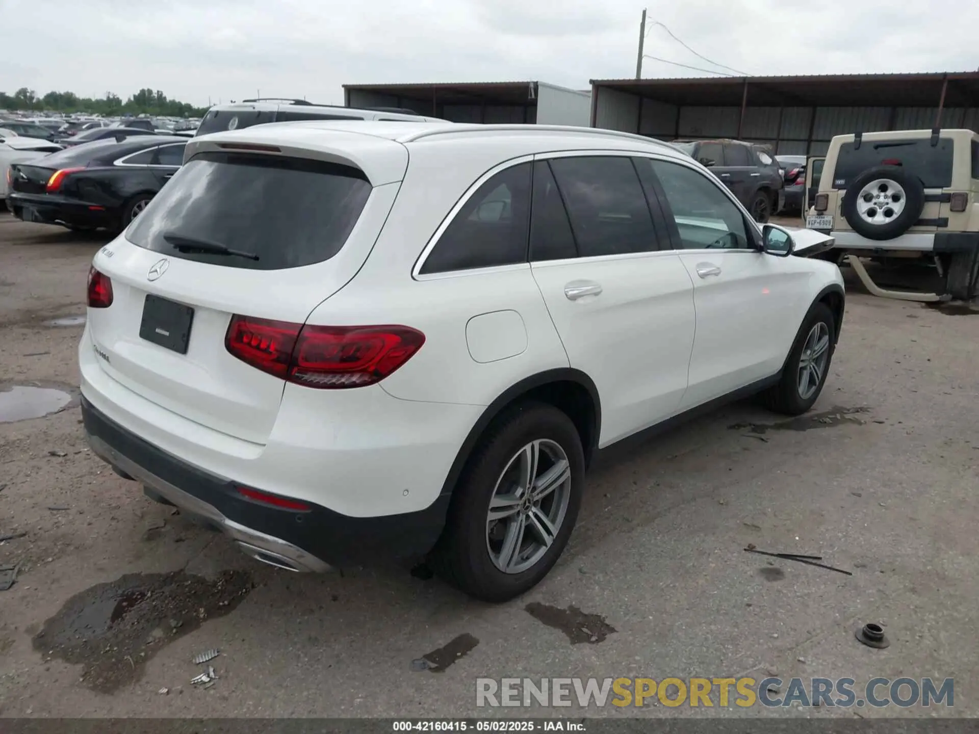 4 fotografías del automóvil dañado W1N0G8DB6NG056621 MERCEDES-BENZ GLC 300 2022