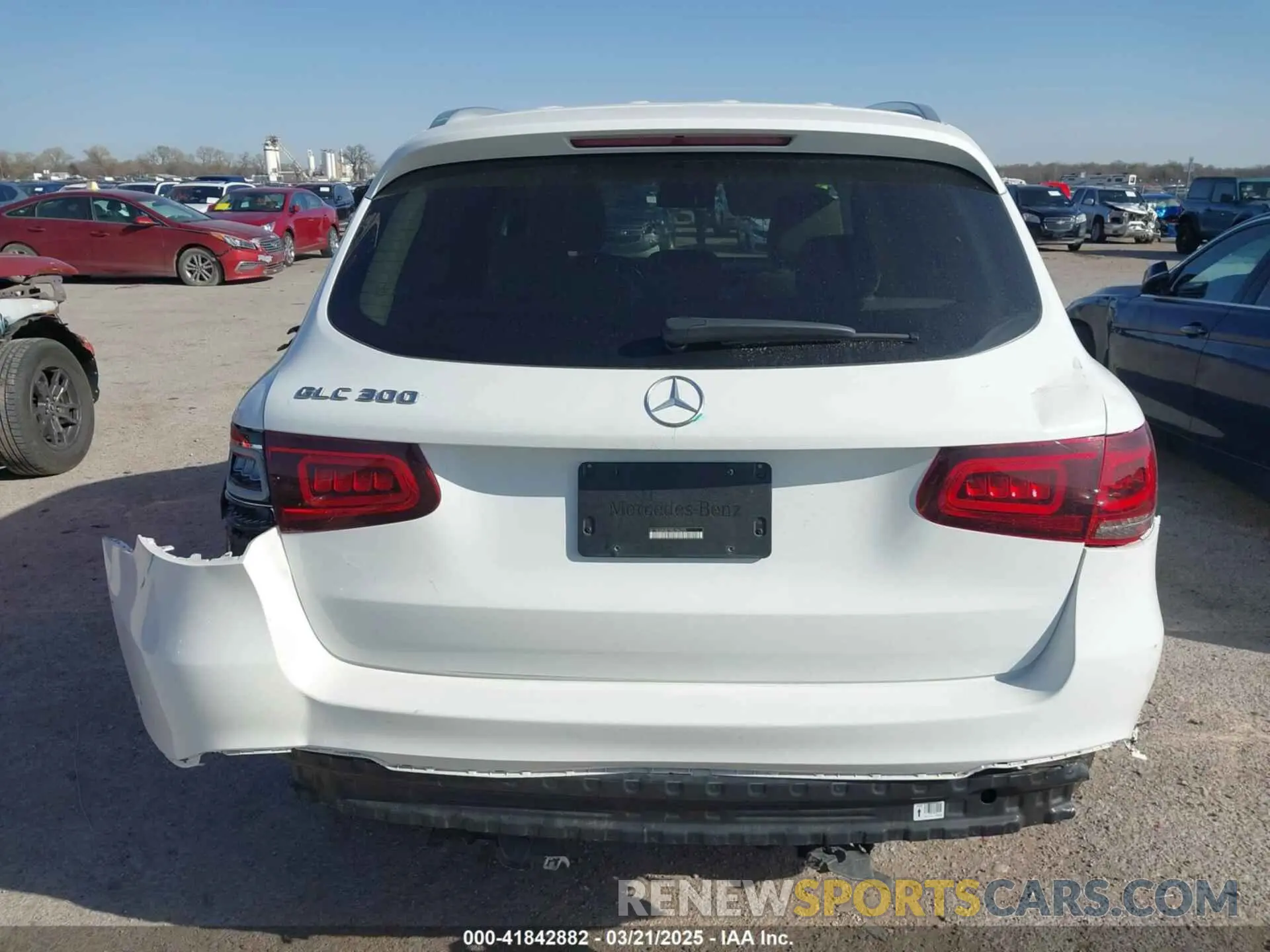 16 fotografías del automóvil dañado W1N0G8DB7NG106295 MERCEDES-BENZ GLC 300 2022