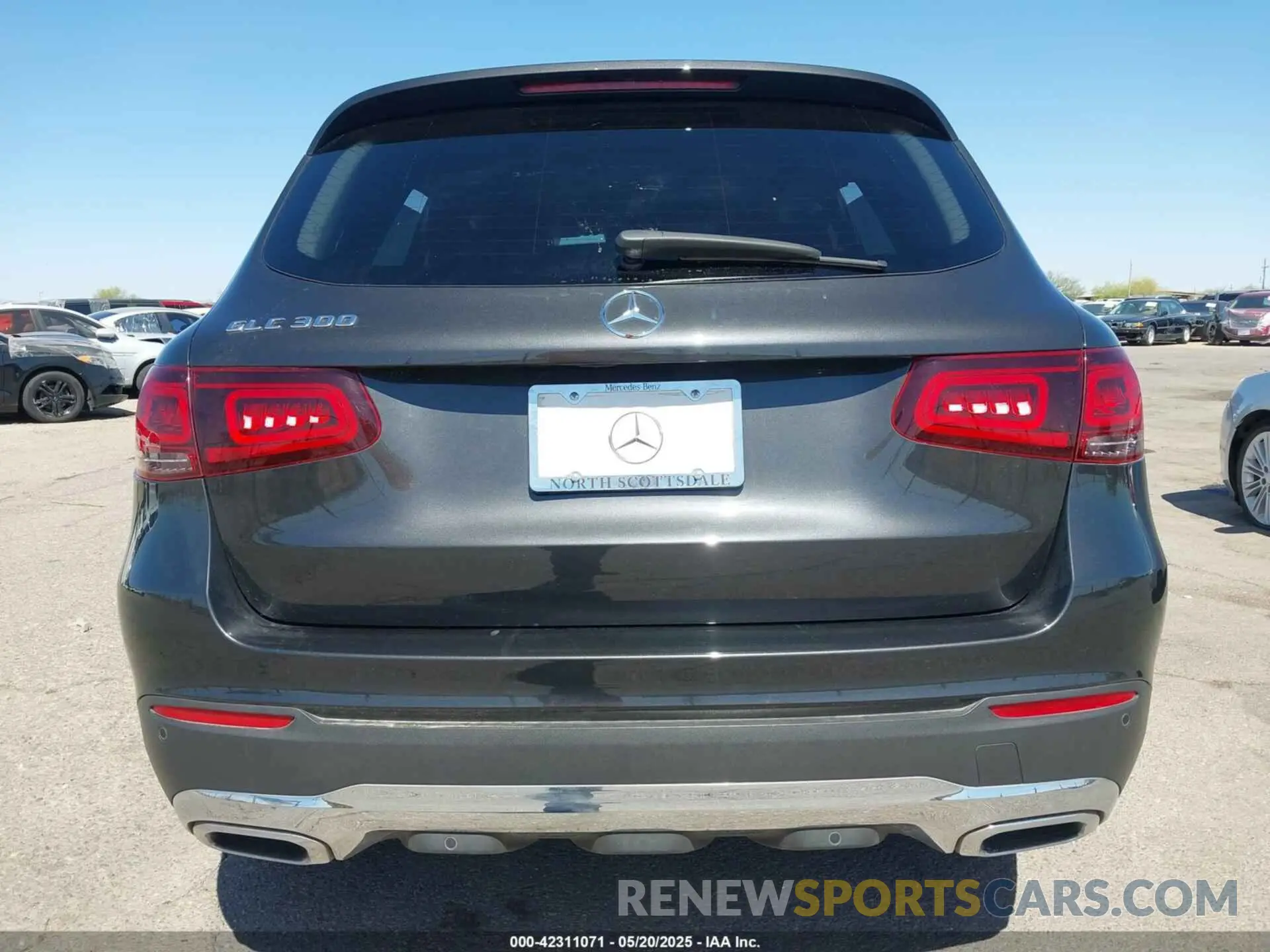16 fotografías del automóvil dañado W1N0G8DB7NG112565 MERCEDES-BENZ GLC 300 2022
