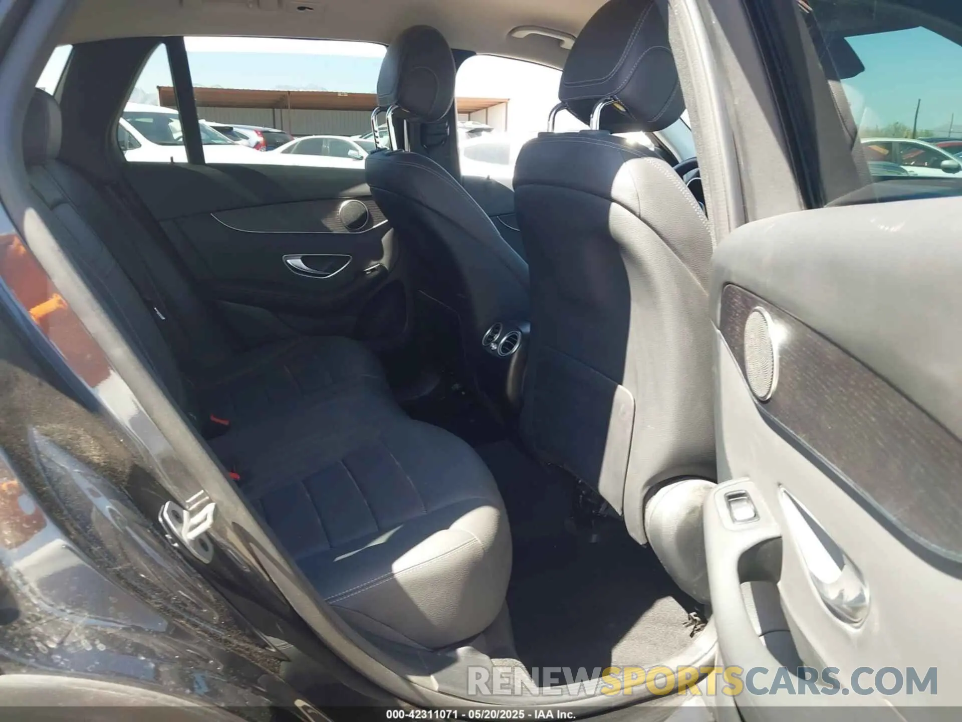 8 fotografías del automóvil dañado W1N0G8DB7NG112565 MERCEDES-BENZ GLC 300 2022